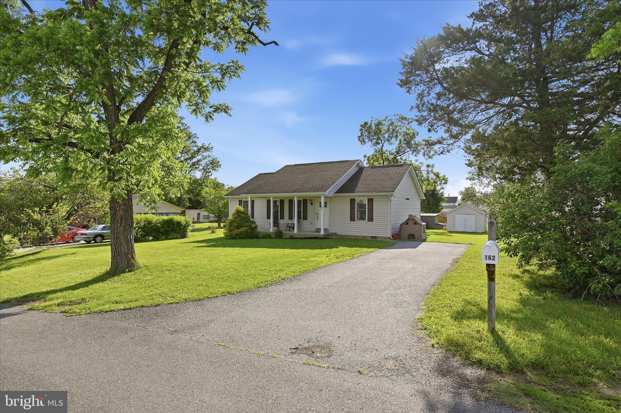 EDGEWOOD - Residential
