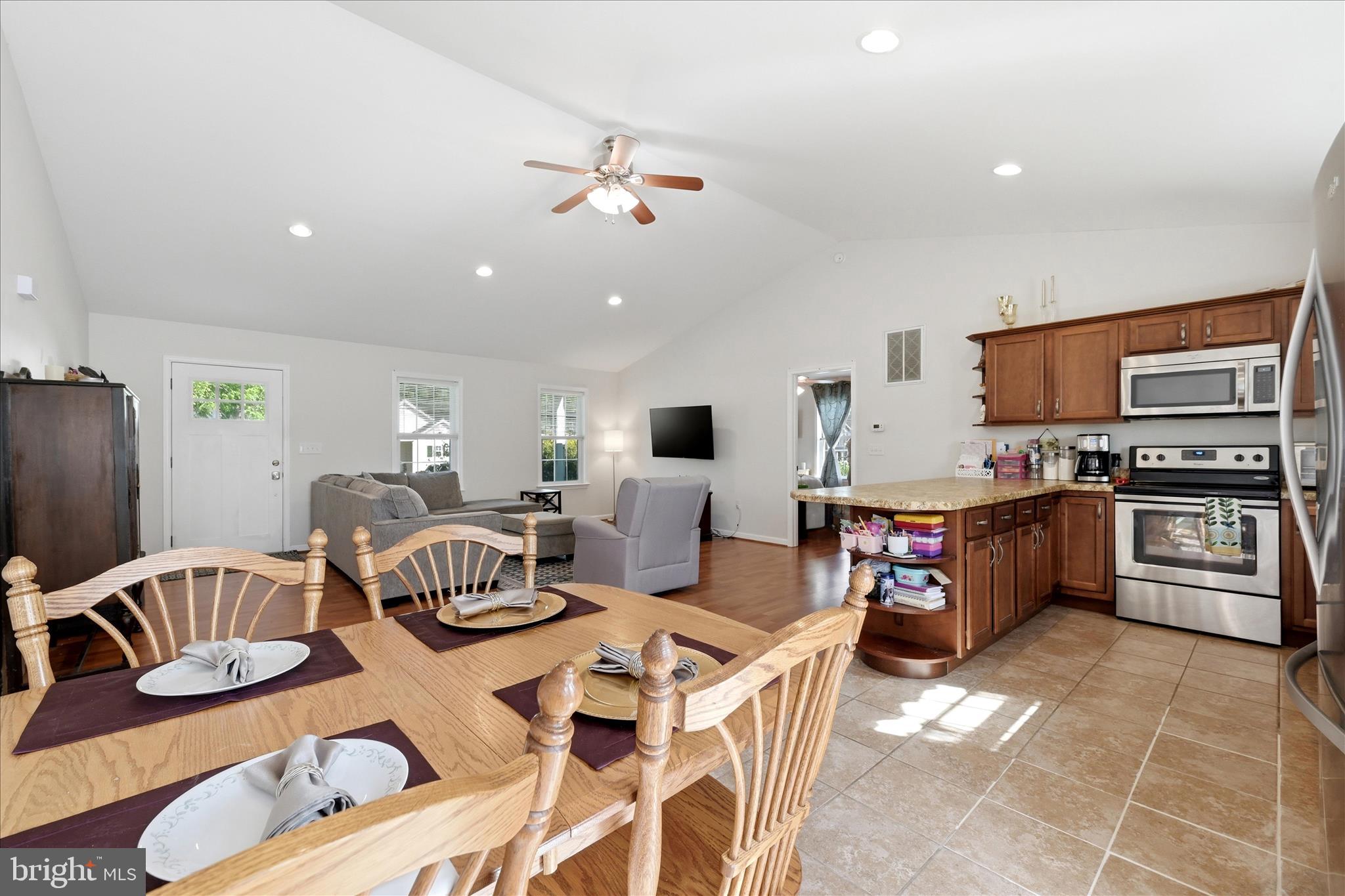 EDGEWOOD - Residential