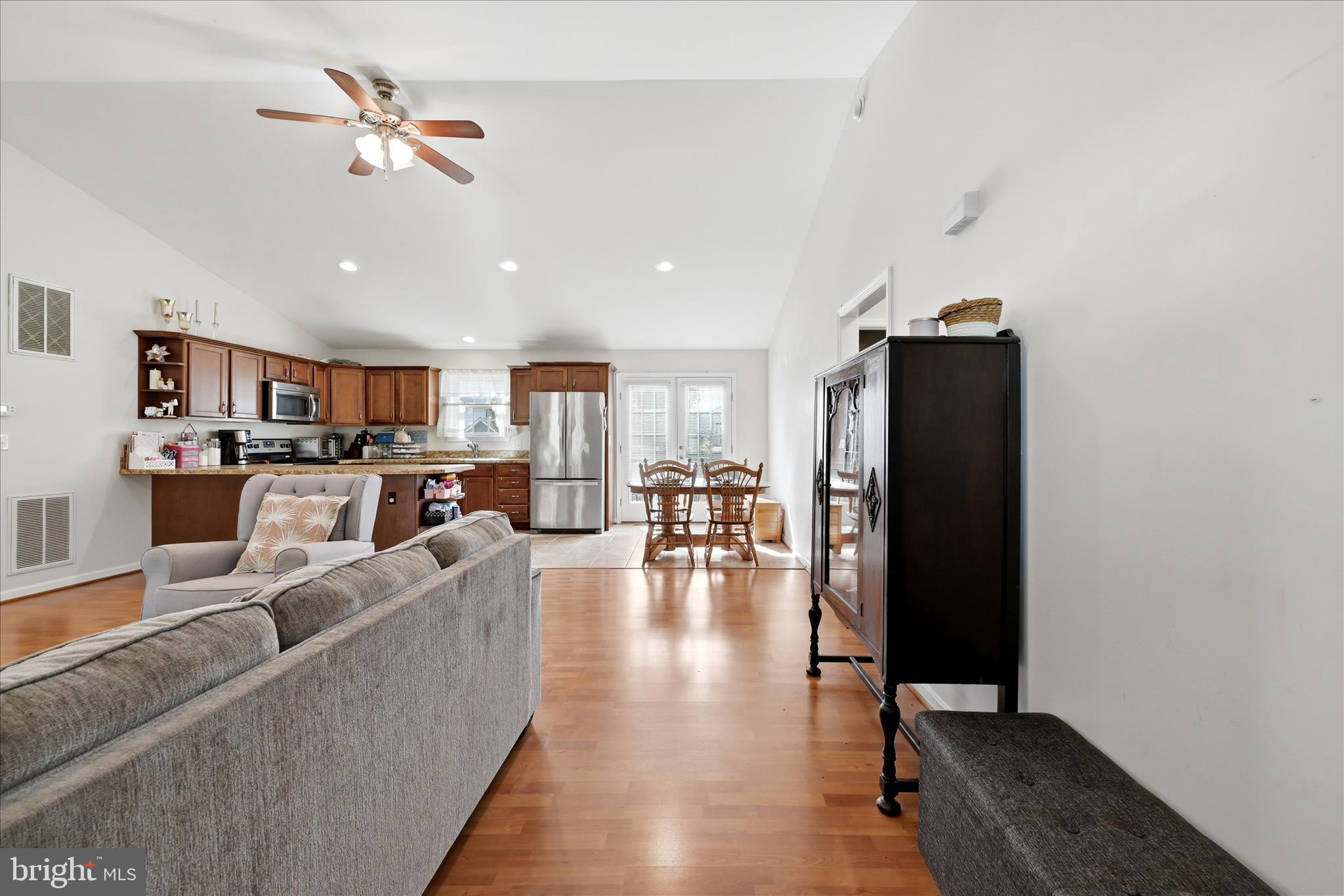 EDGEWOOD - Residential