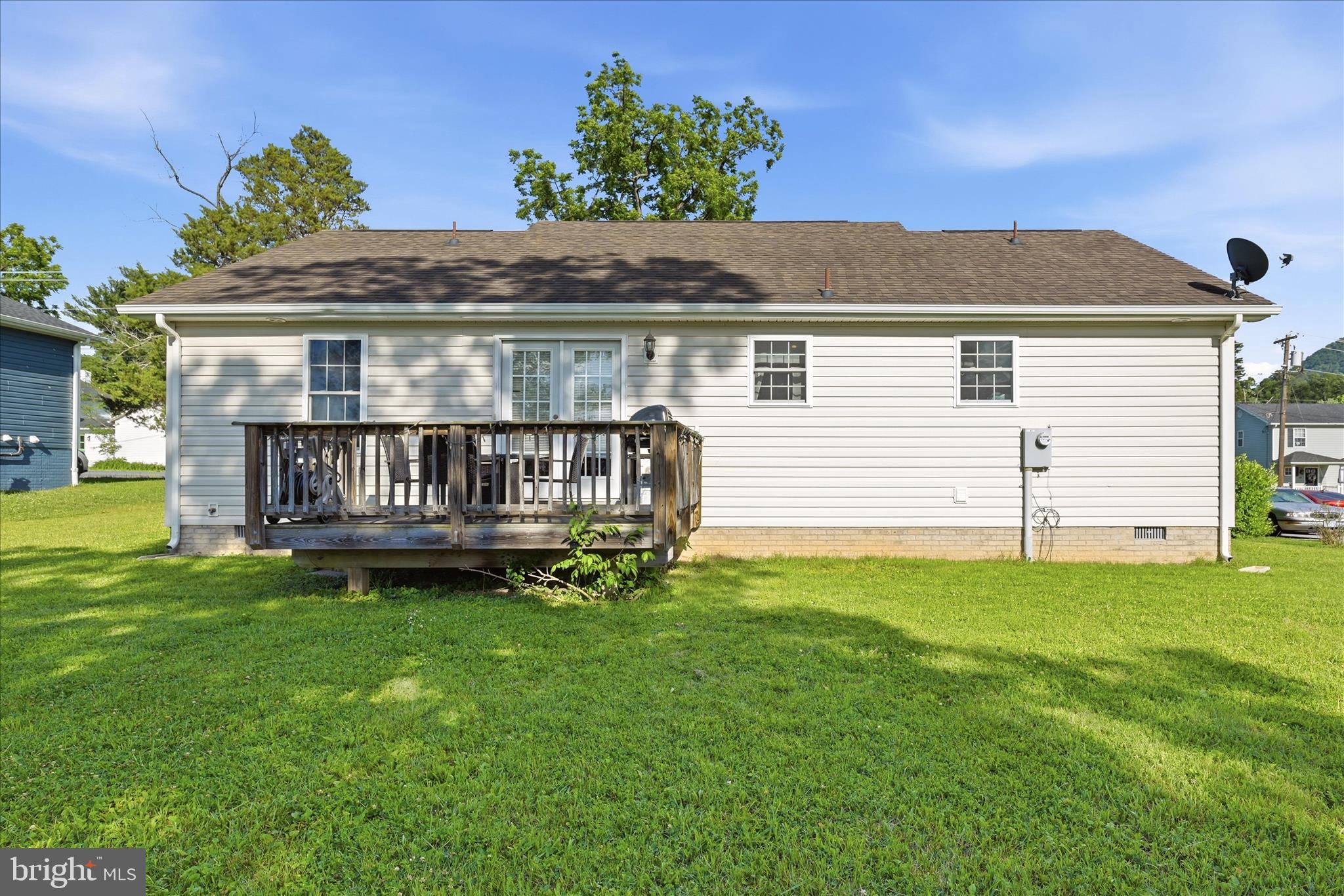 EDGEWOOD - Residential