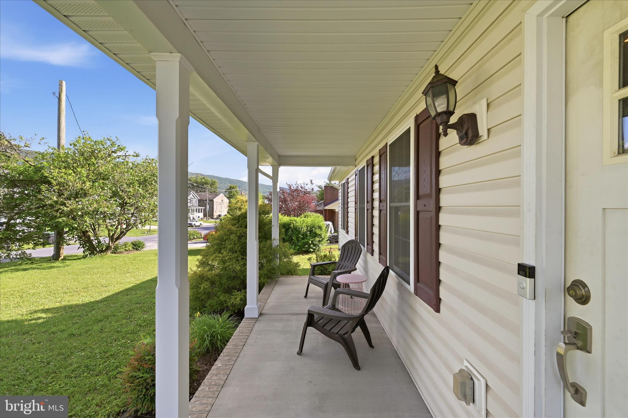 EDGEWOOD - Residential