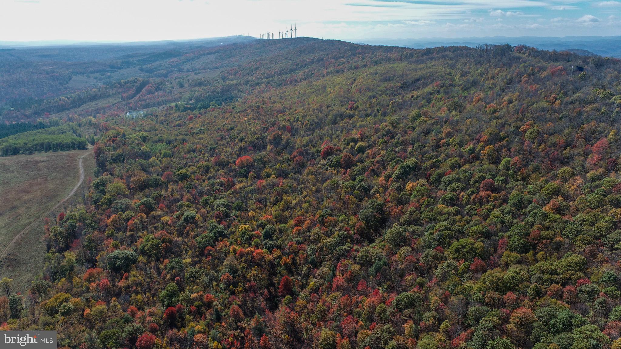 BACKBONE RIDGE - Land