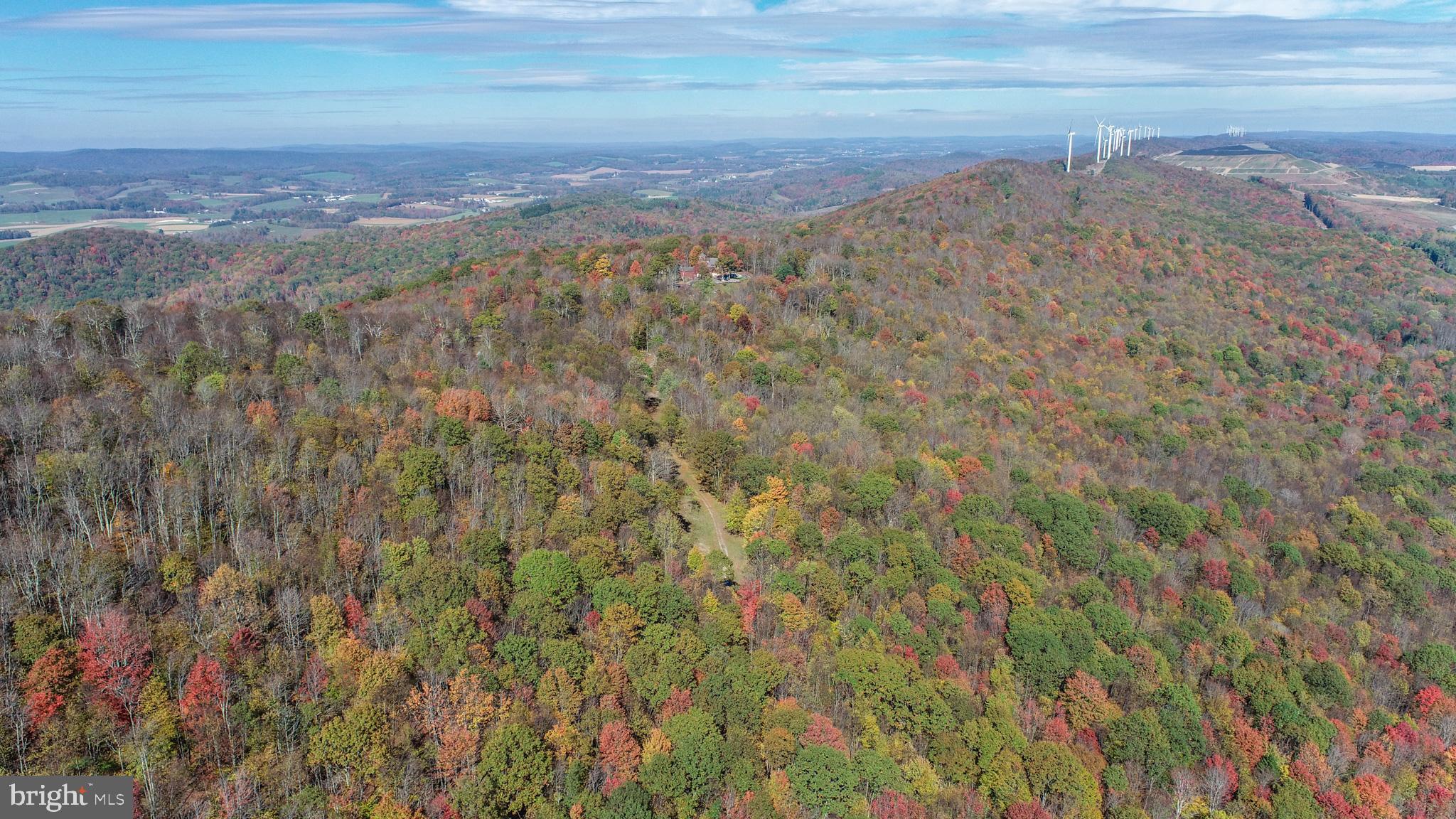 BACKBONE RIDGE - Land
