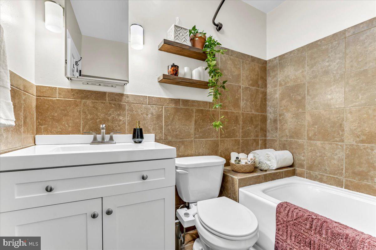 CIDER KNOLL - Residential