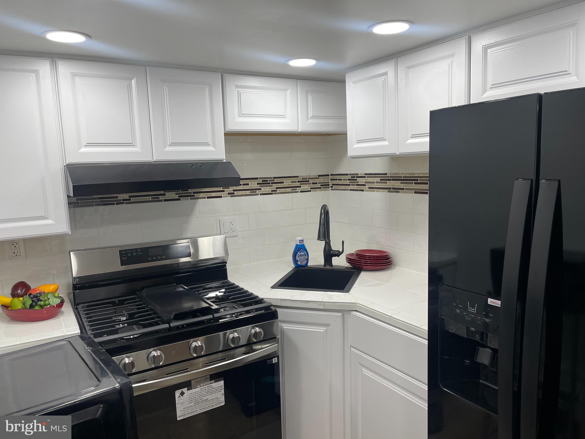 6906 PARKWOOD STREET C