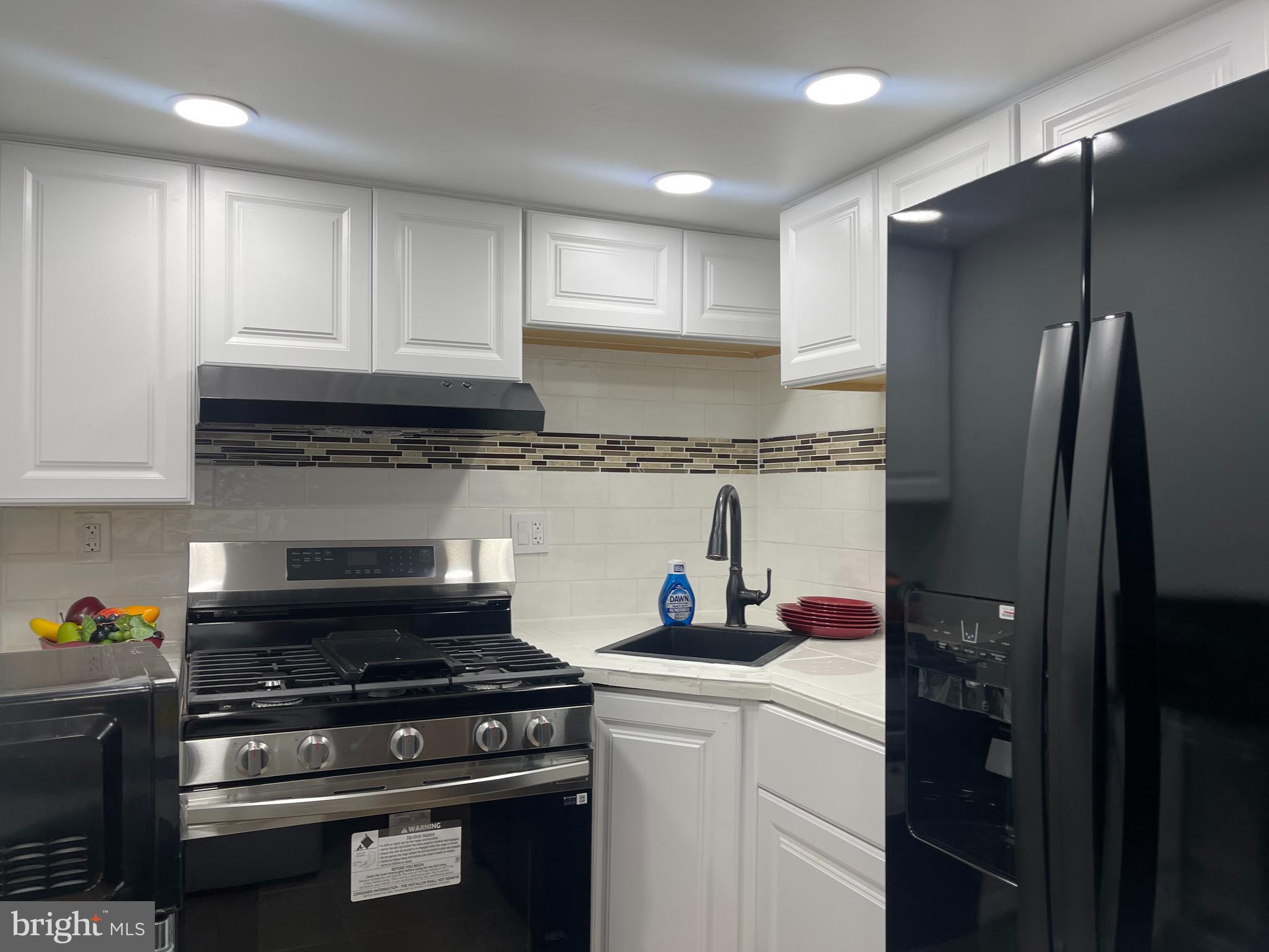 LANDOVER HILLS - Residential Lease