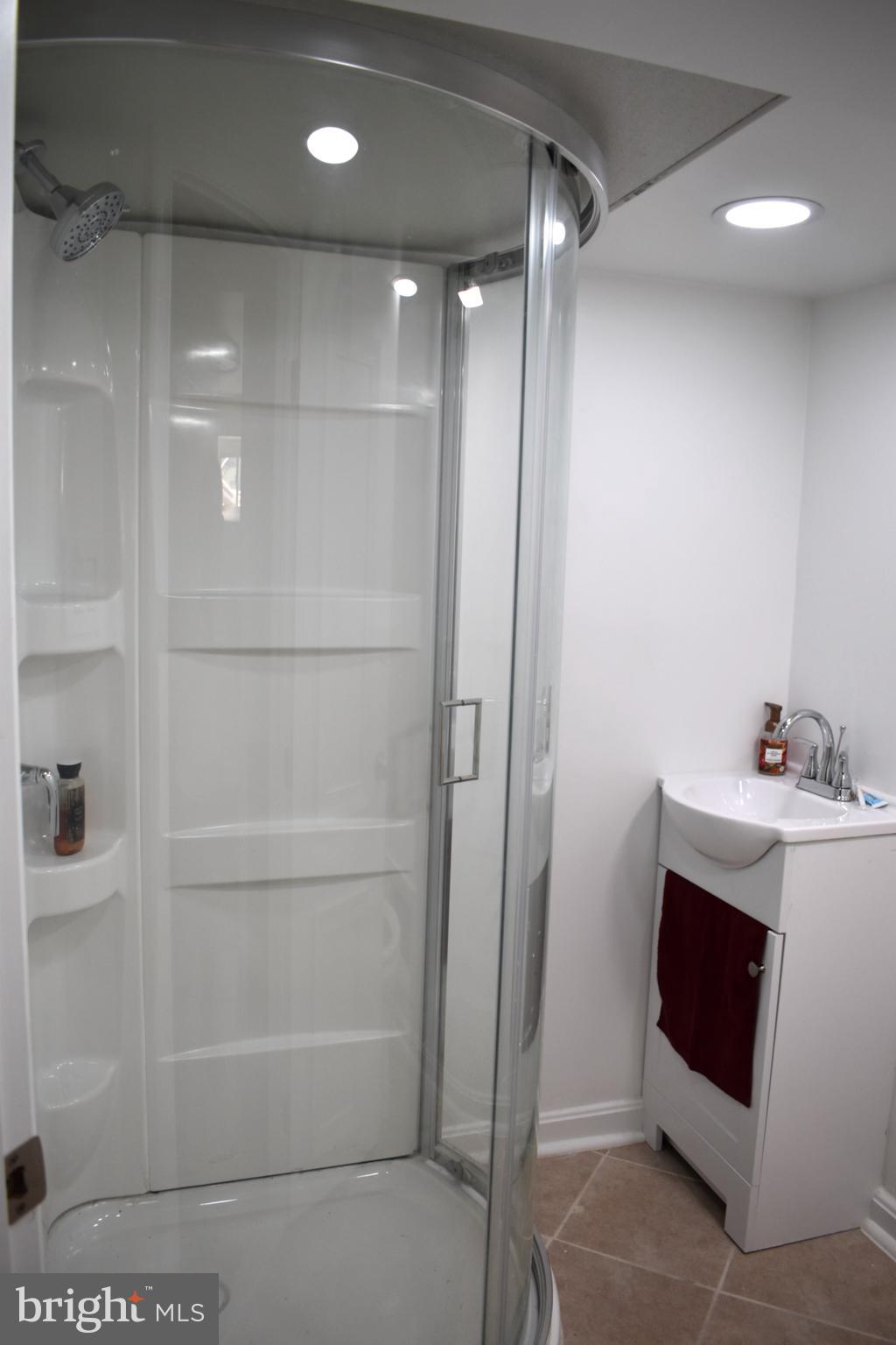 LANDOVER HILLS - Residential Lease