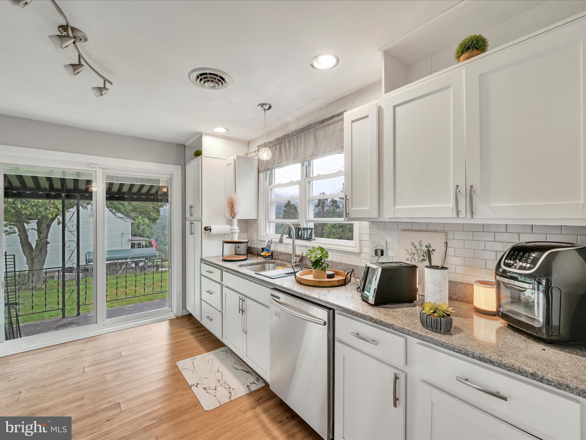 PORT CARBON - Residential