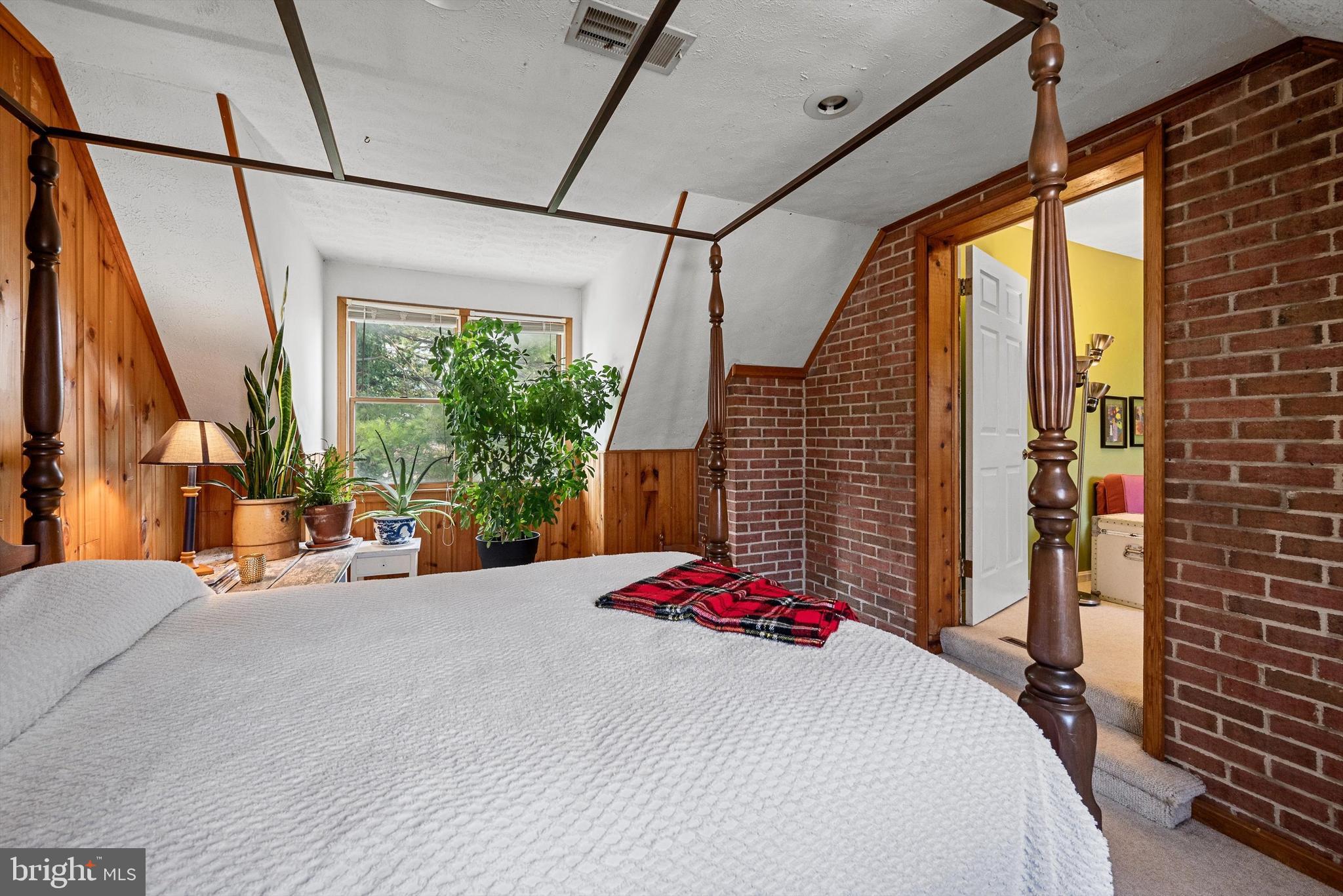 WINCHESTER - Residential