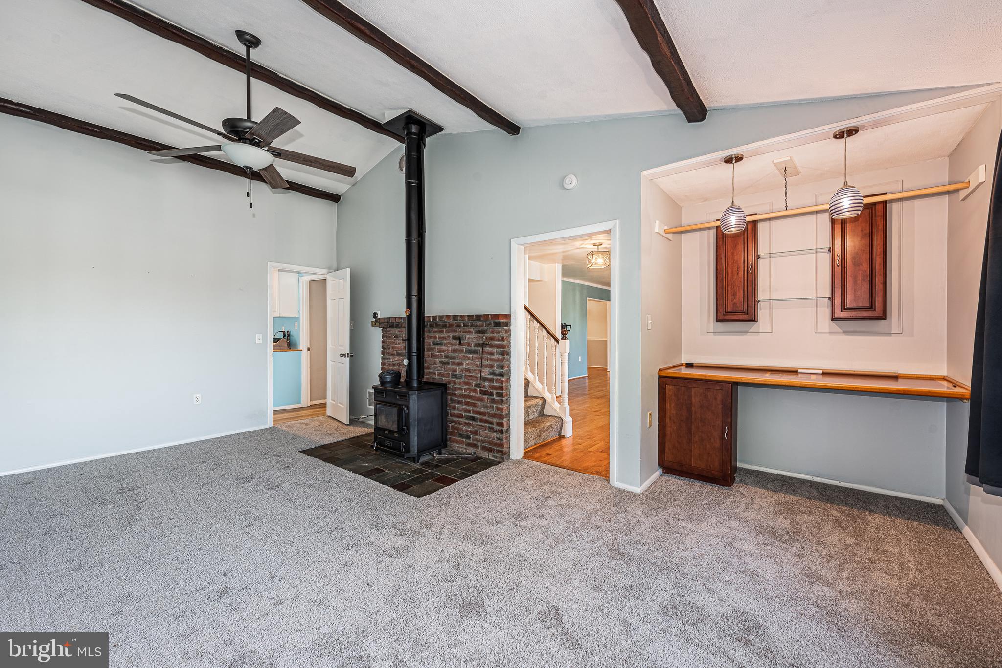 MILLERSVILLE - Residential