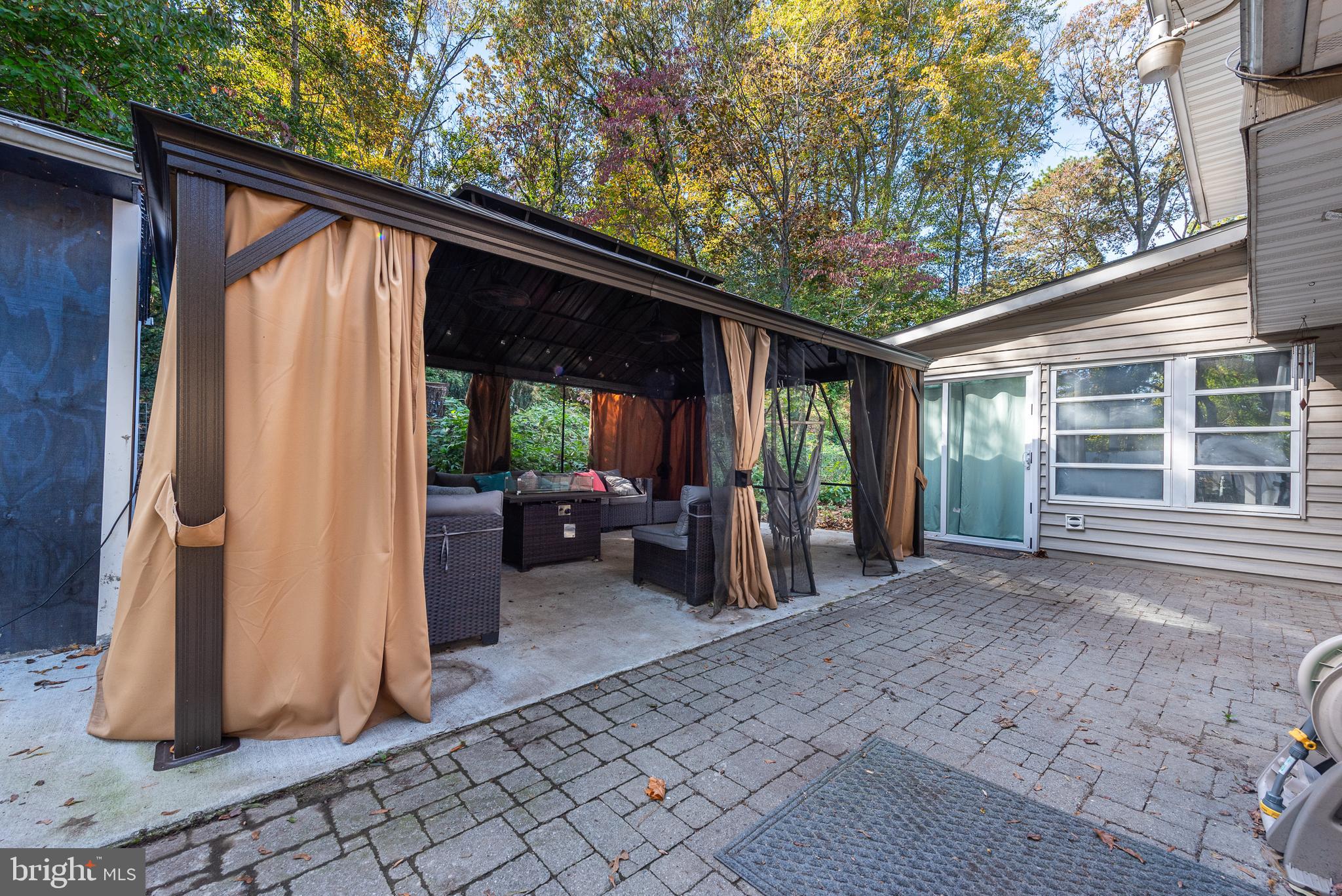 MILLERSVILLE - Residential