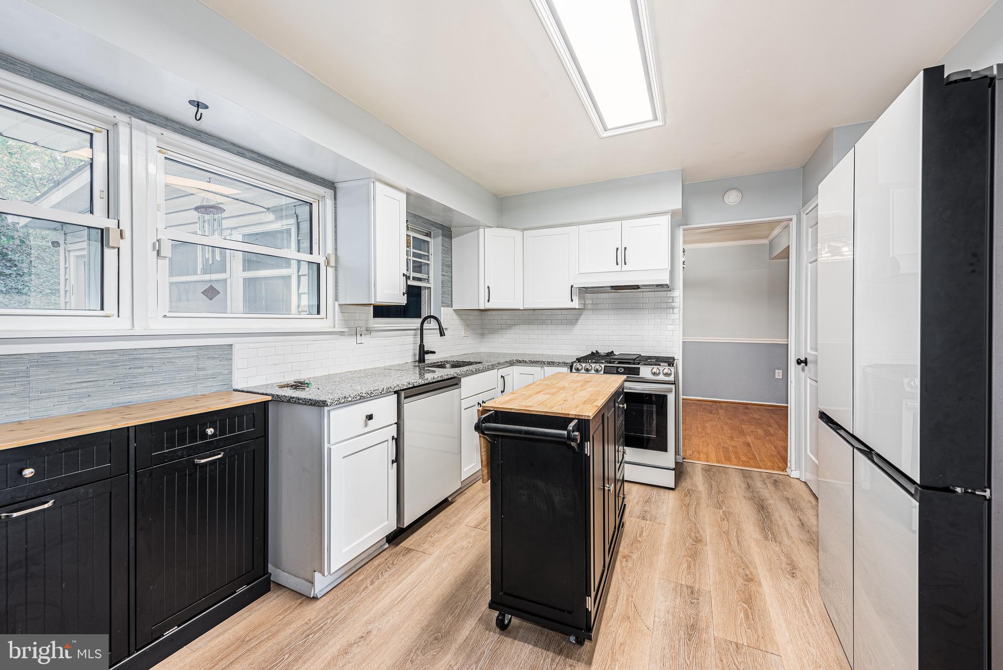 MILLERSVILLE - Residential