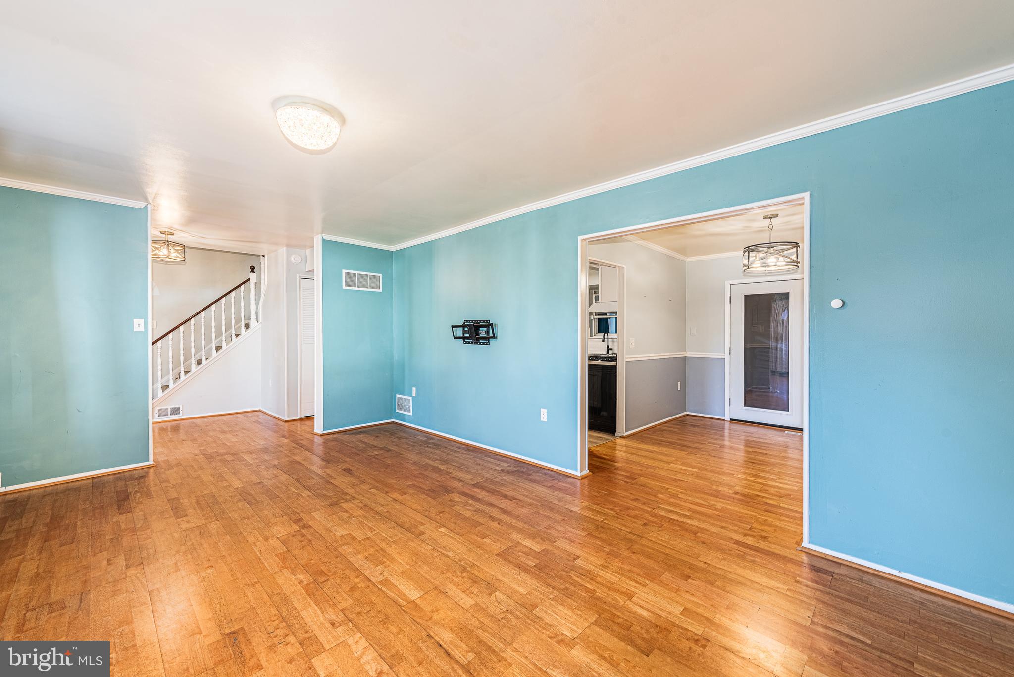 MILLERSVILLE - Residential