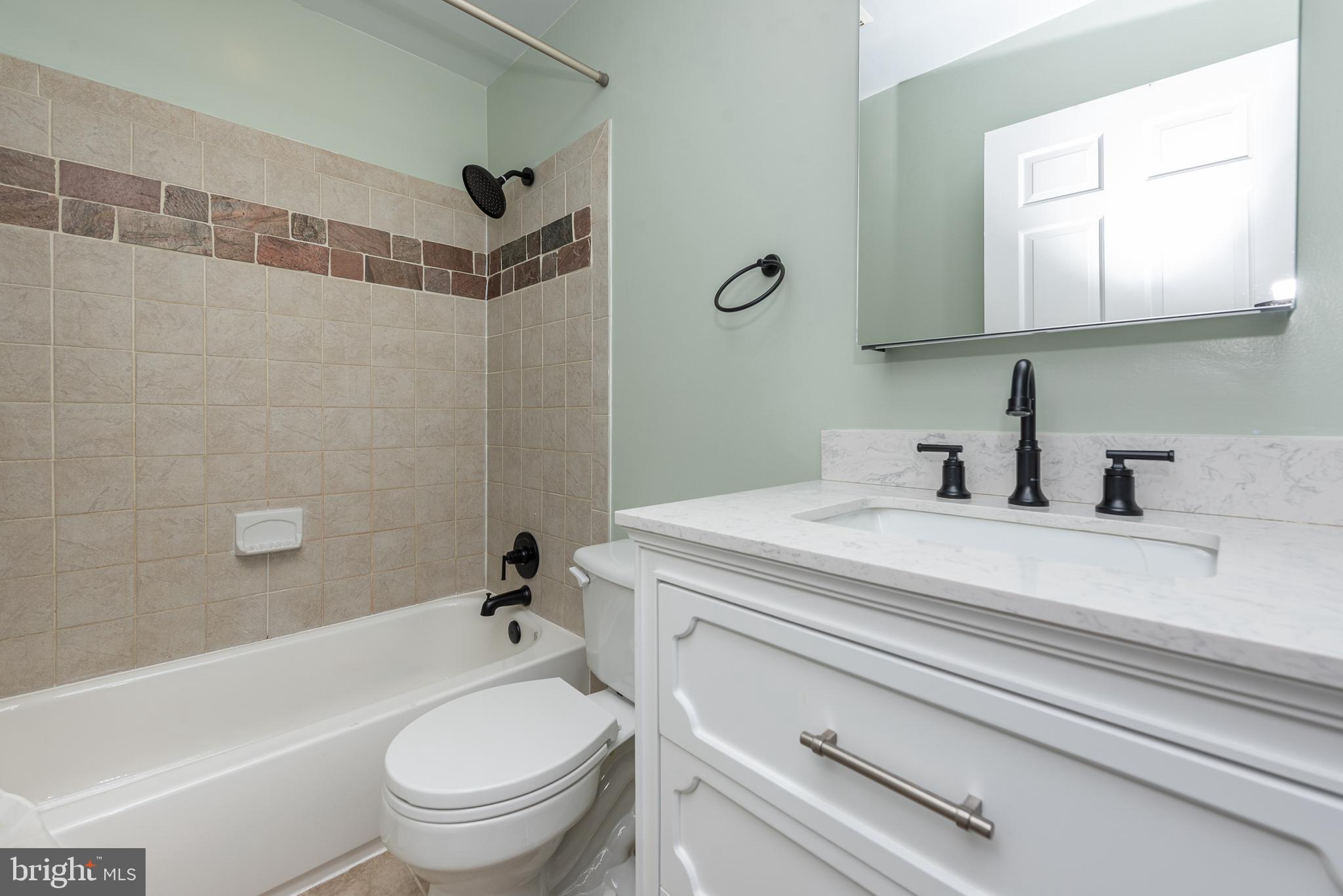 MILLERSVILLE - Residential