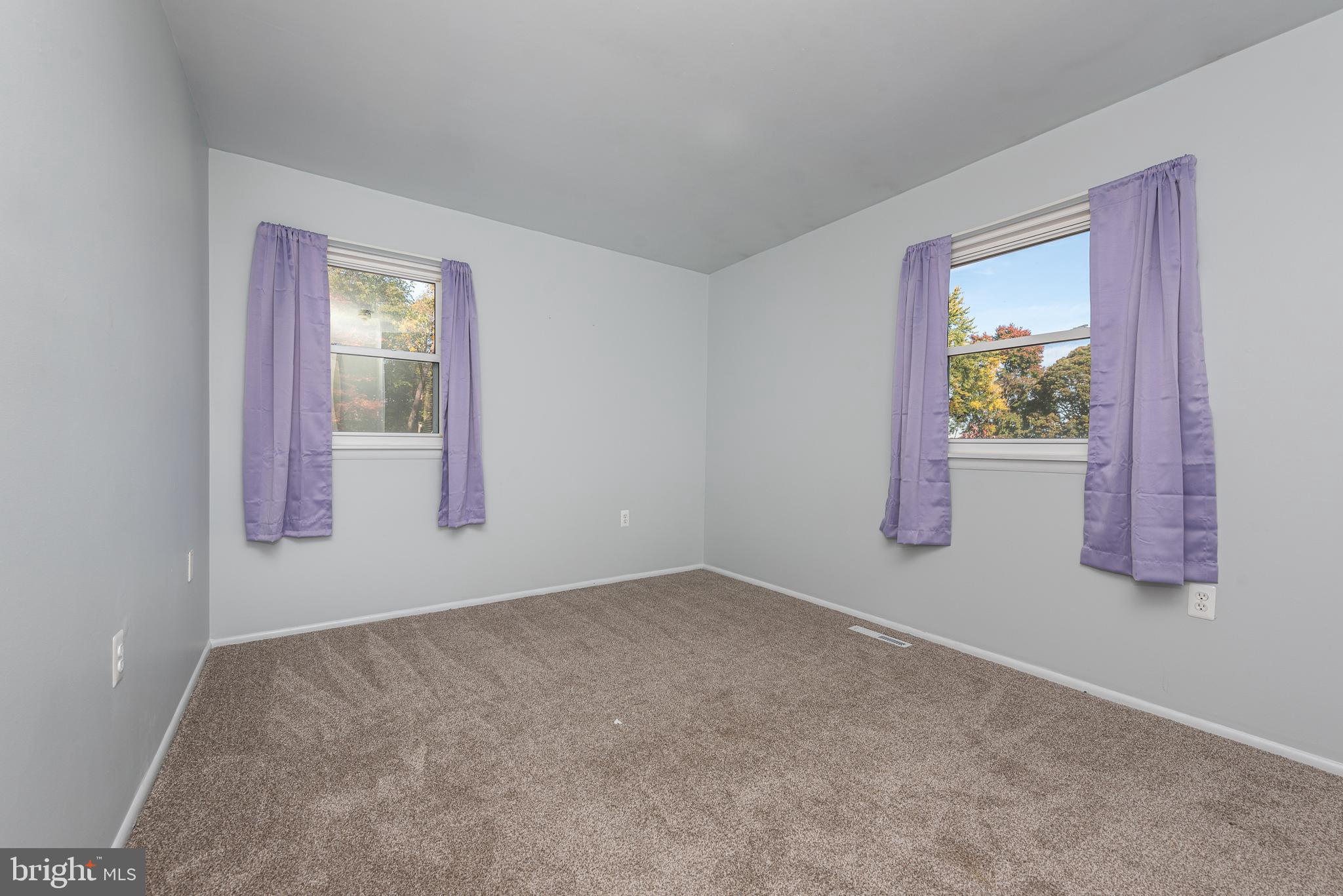 MILLERSVILLE - Residential