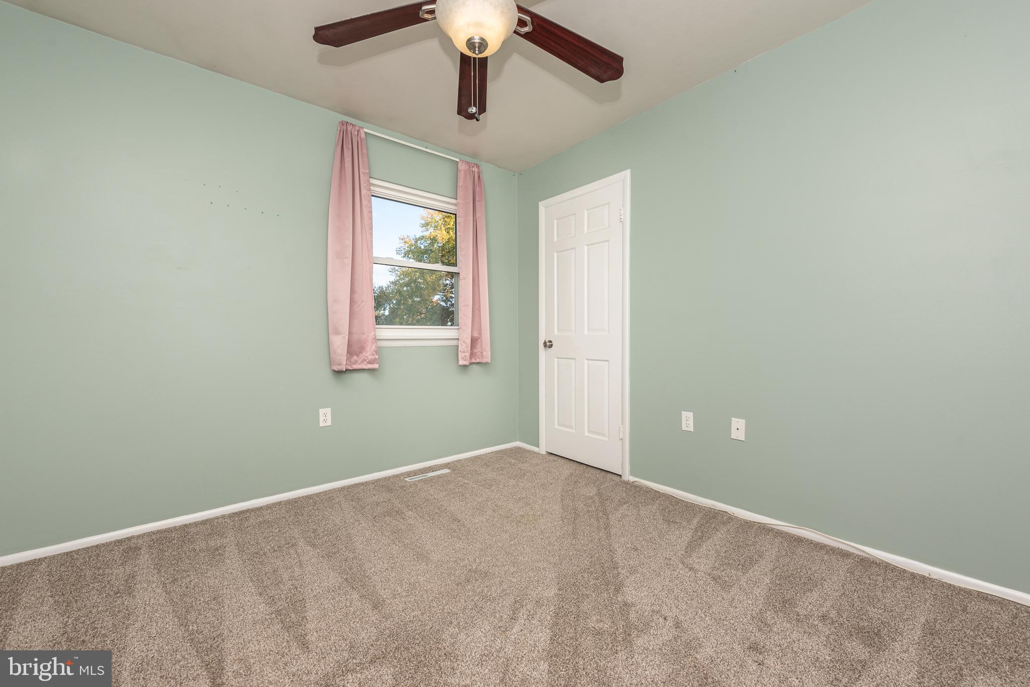 MILLERSVILLE - Residential