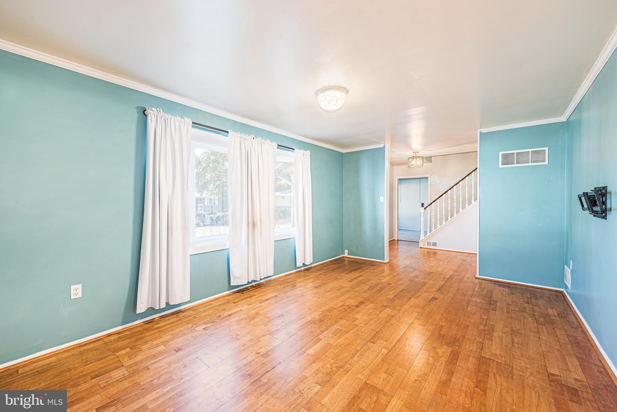 MILLERSVILLE - Residential