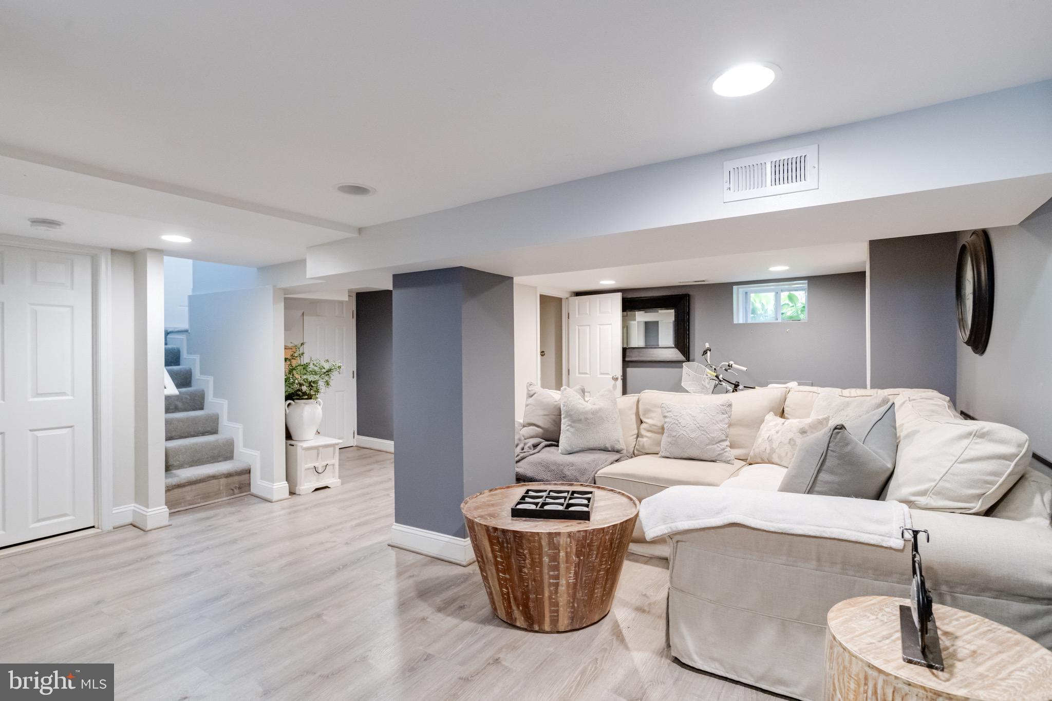 WEST TOWSON - Residential