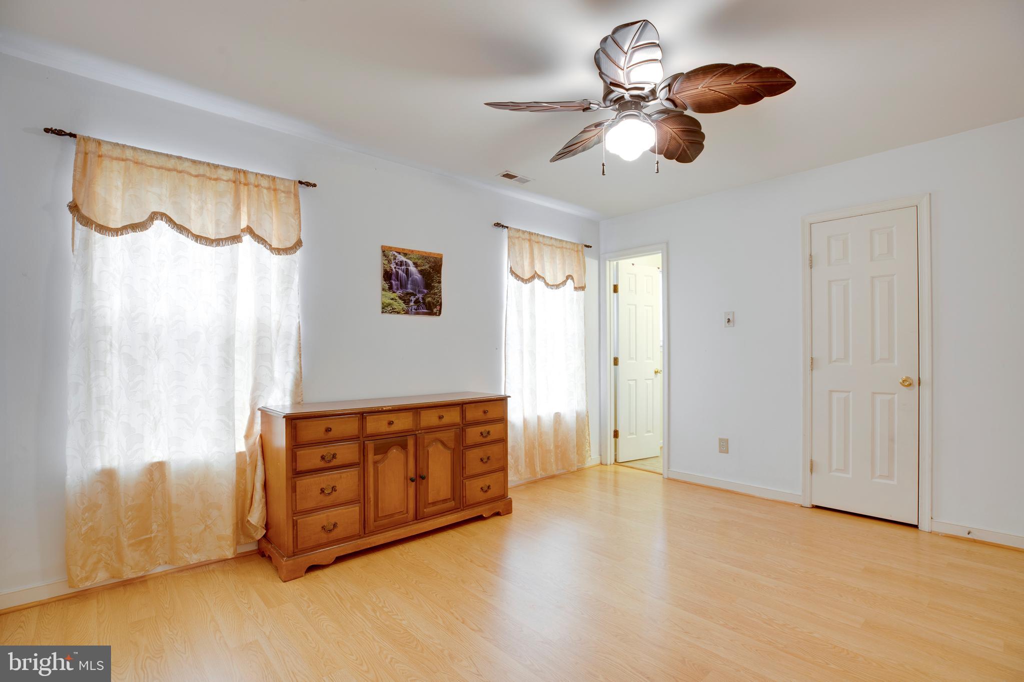 SLASH COTTAGE - Residential