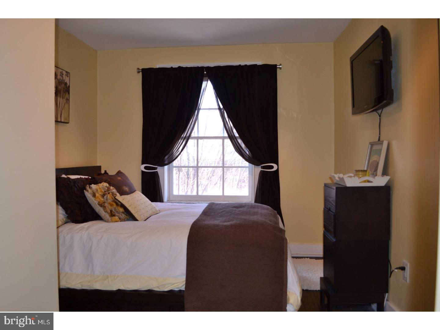 WASHINGTON SQ WEST - Residential