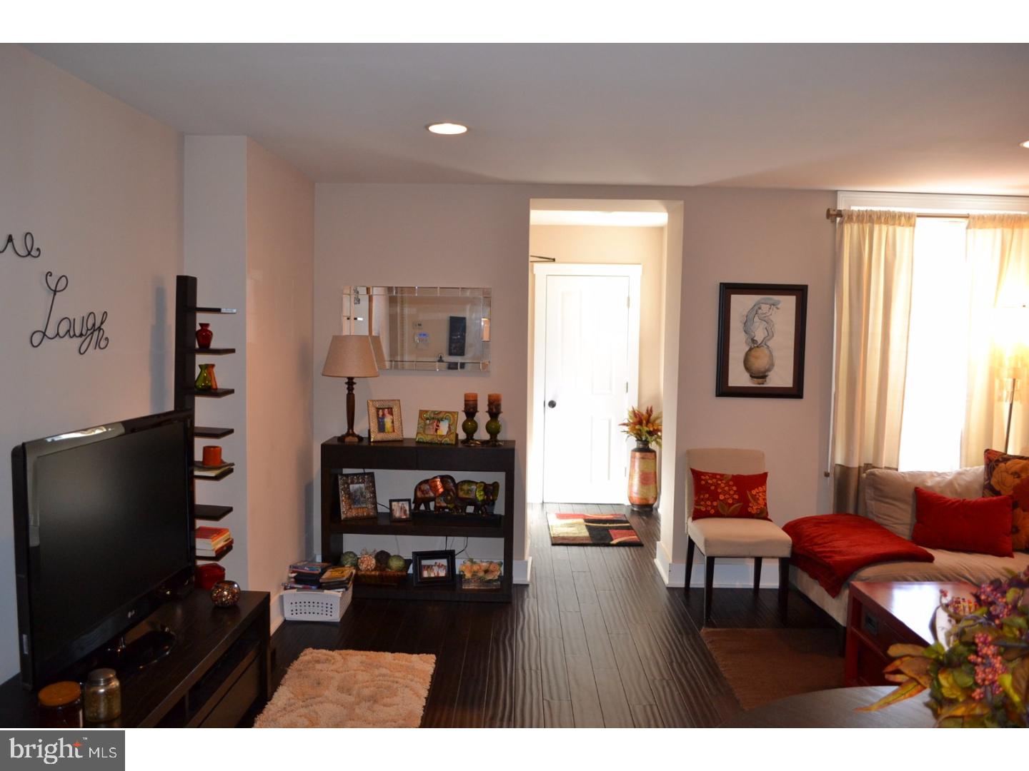 WASHINGTON SQ WEST - Residential