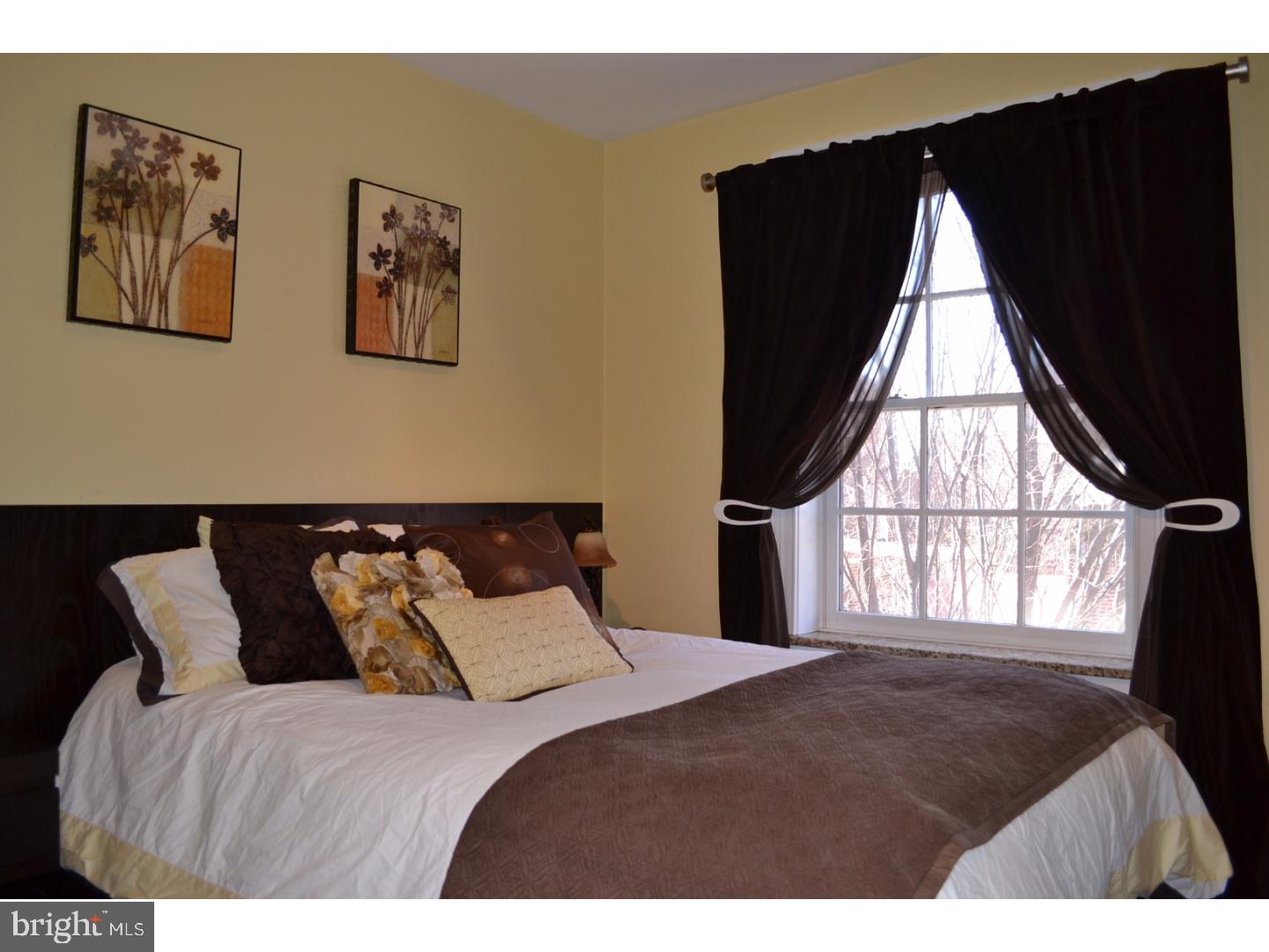 WASHINGTON SQ WEST - Residential