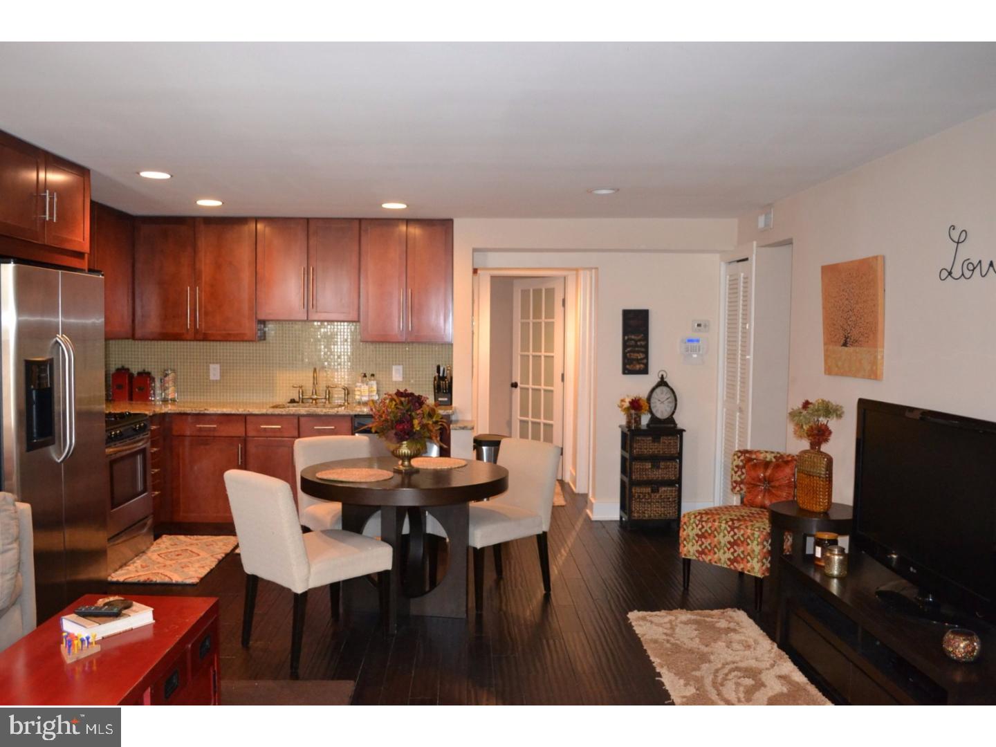 WASHINGTON SQ WEST - Residential