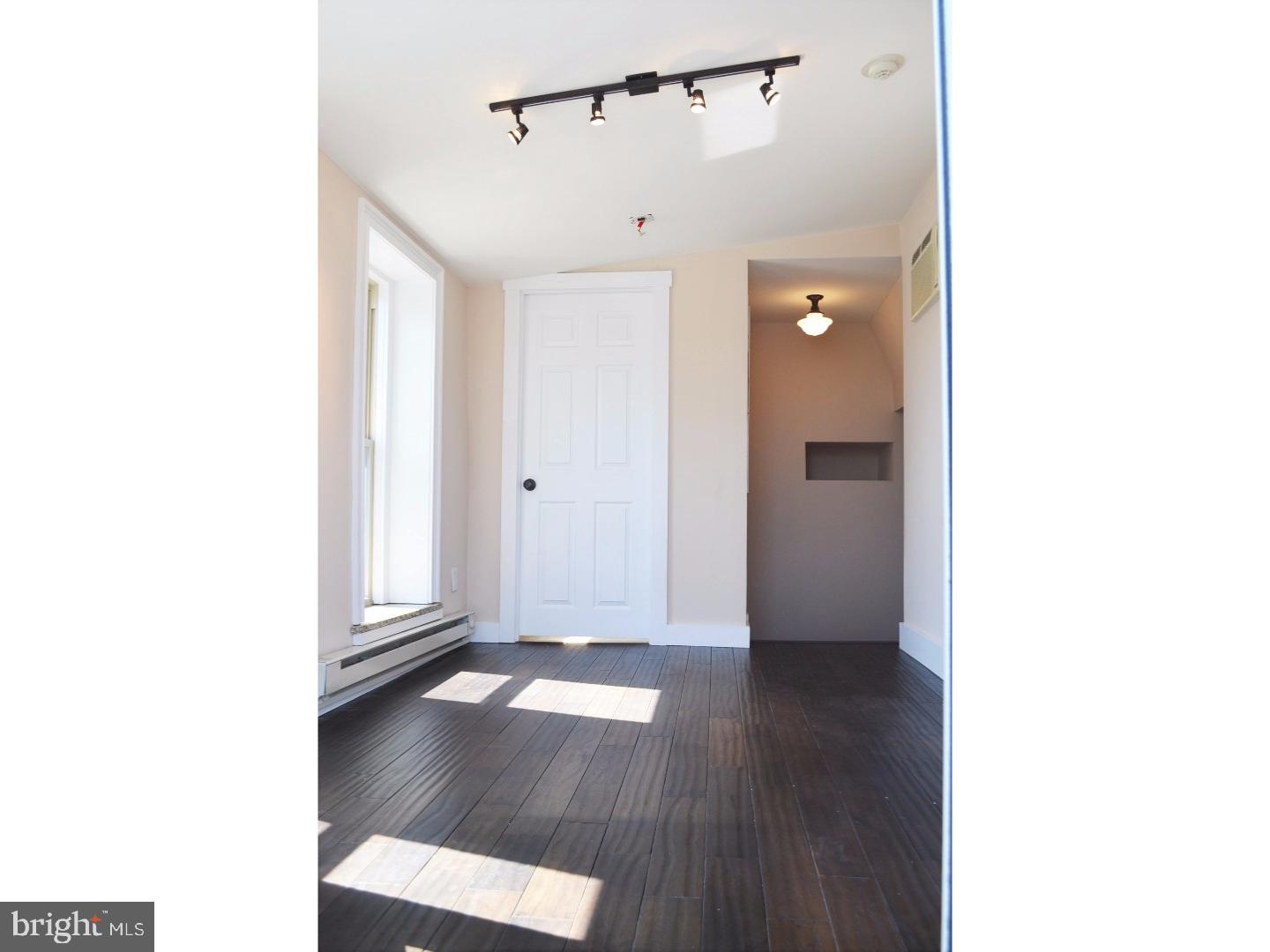 WASHINGTON SQ WEST - Residential