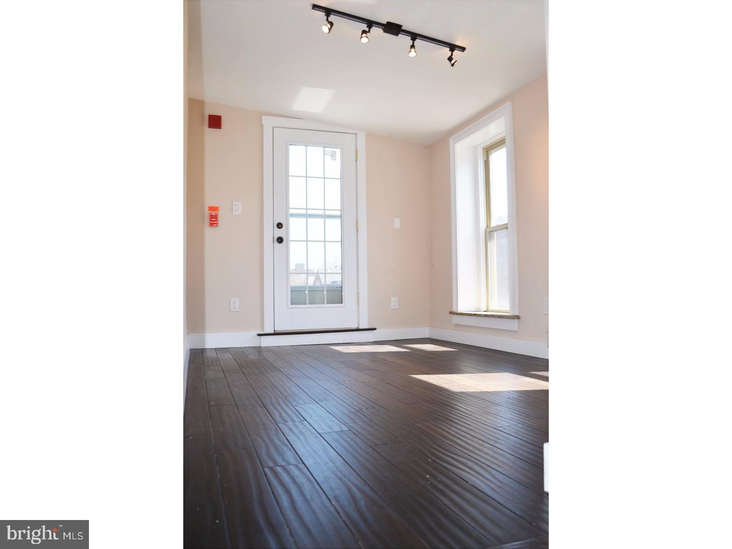 WASHINGTON SQ WEST - Residential