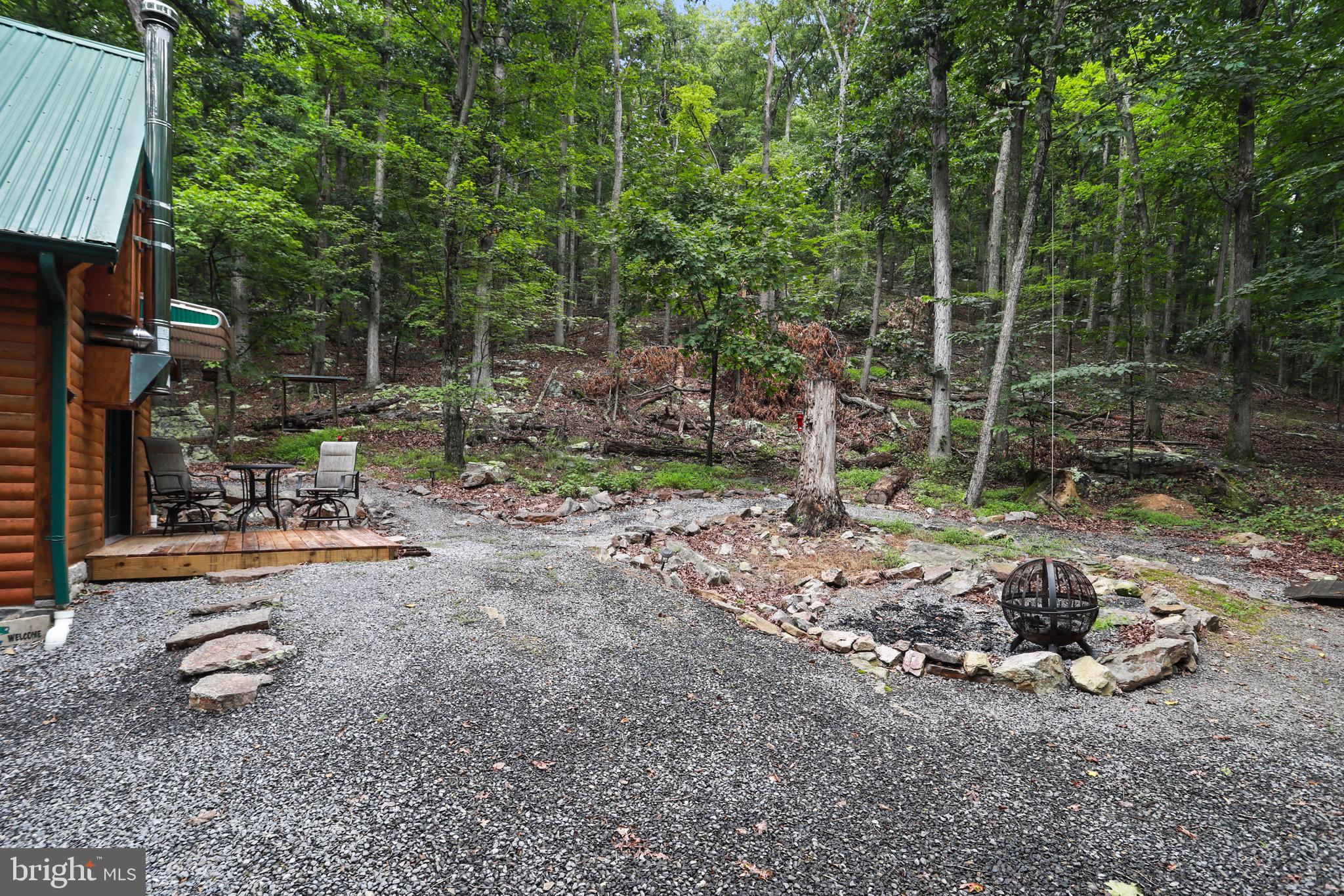 ROUSE MOUNTAIN - Residential