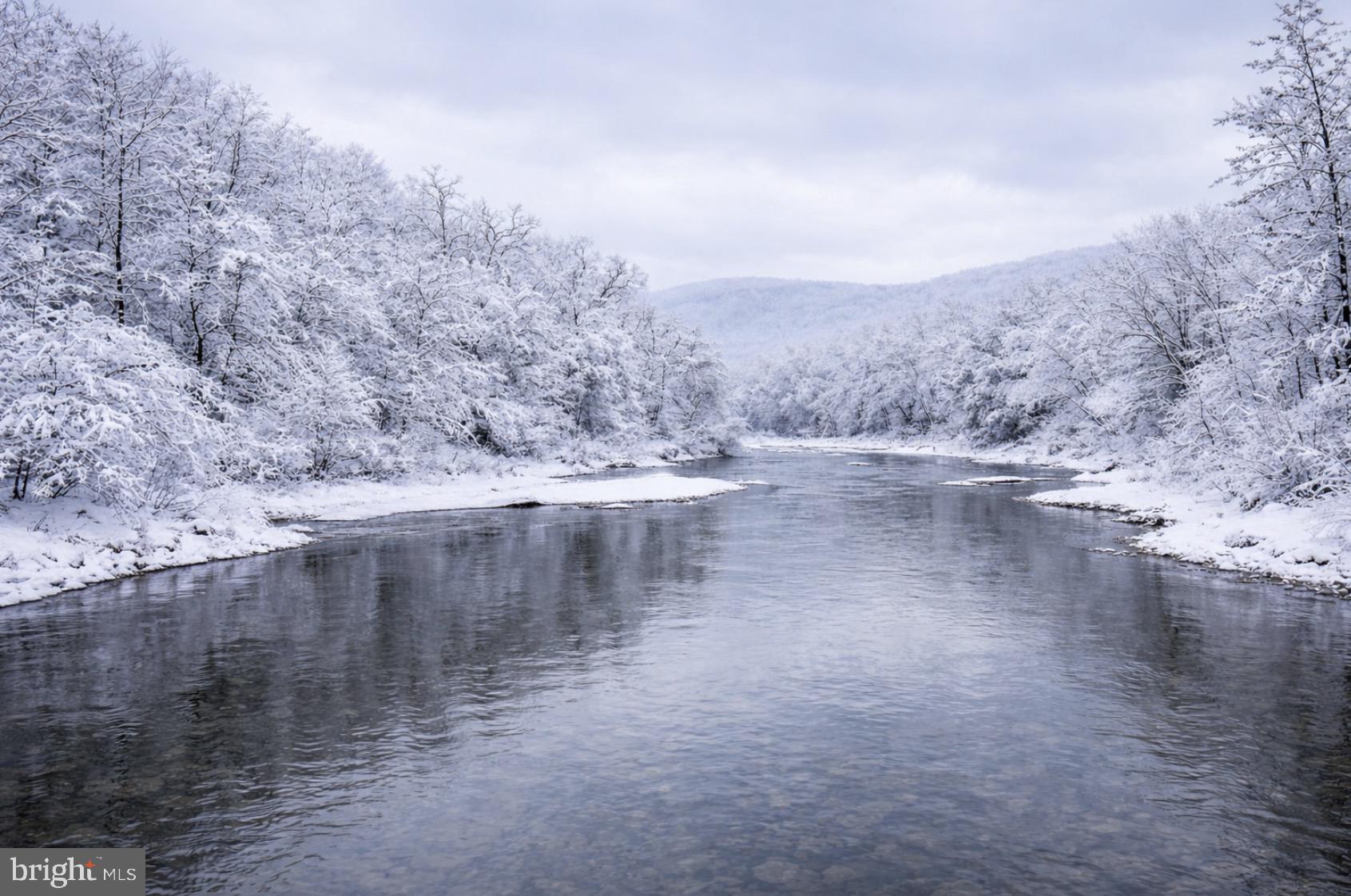 ROUSE MOUNTAIN - Residential