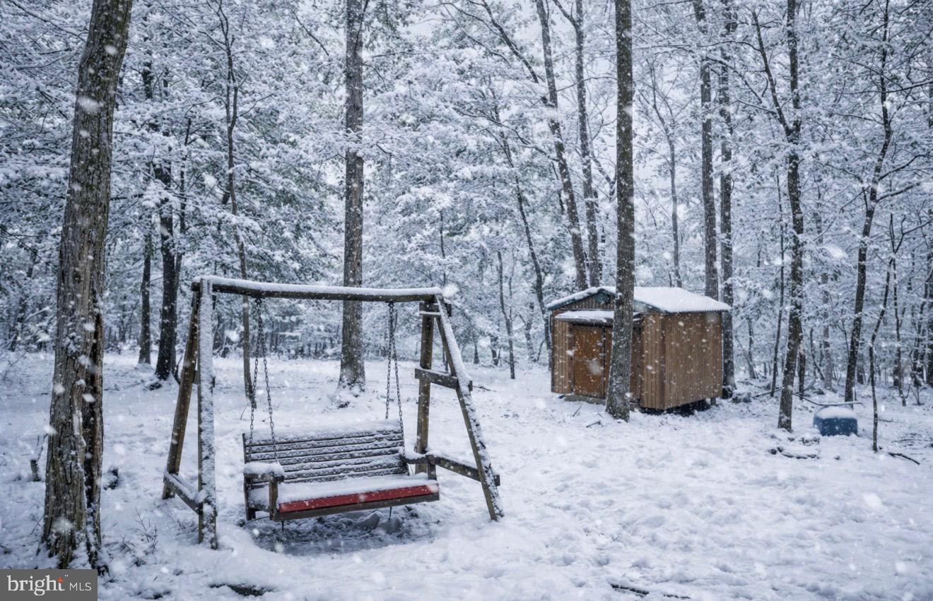 ROUSE MOUNTAIN - Residential