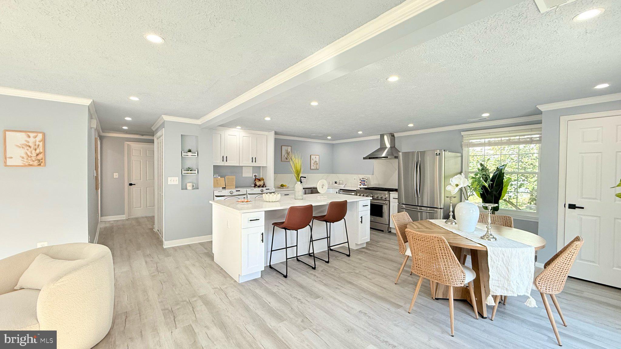 5364 LAURA BELLE LANE