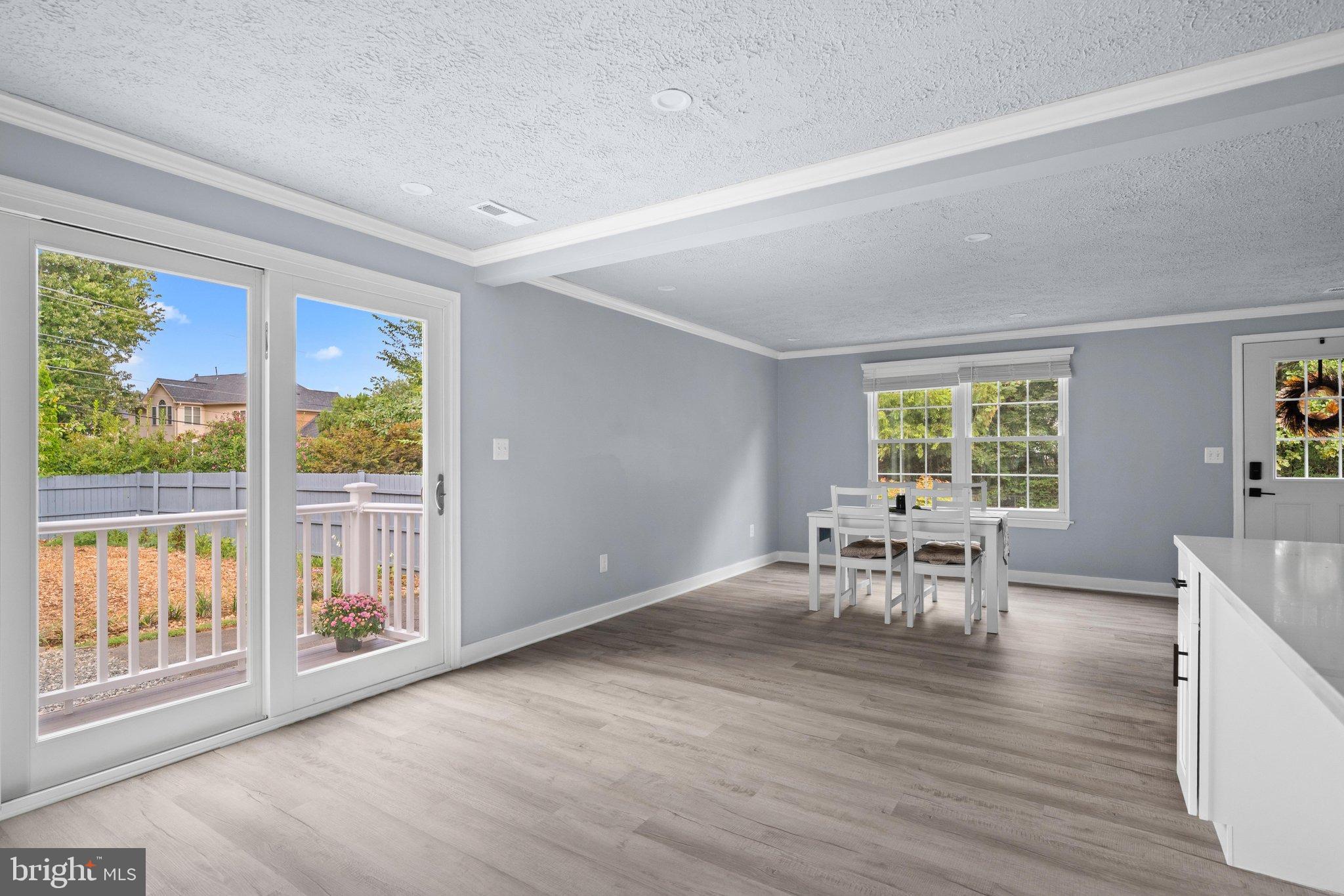 5364 LAURA BELLE LANE