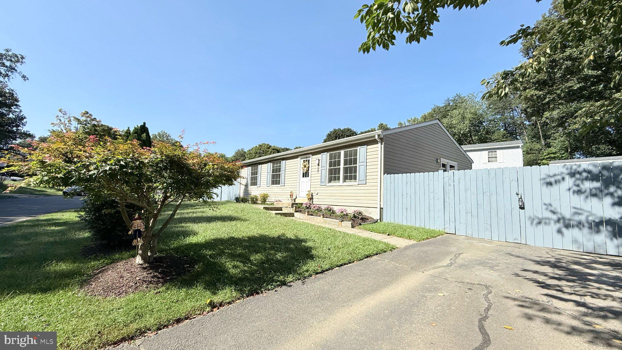5364 LAURA BELLE LANE
