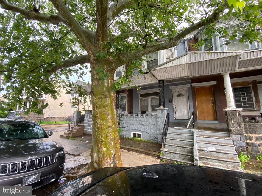 Great opportunity for an investor or owner occupant.  This property boast 4 bedrooms.  hardwood floors and   spacious living room.  This is a great property to purchase to live or use as an investment.  The house does need some work.  with other properties selling for over $200, 000, 5336 Race street is priced to sell.  You must see to today!