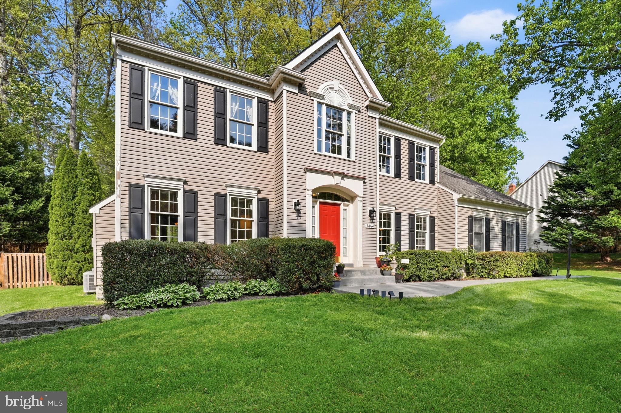 MEADOWBROOK WOODS - Residential