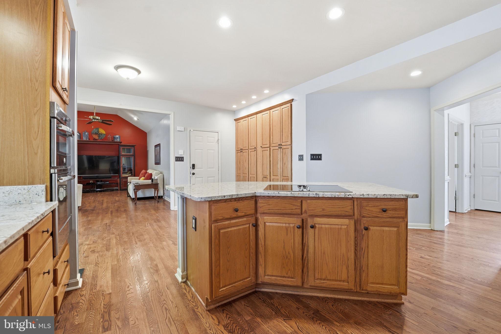 MEADOWBROOK WOODS - Residential