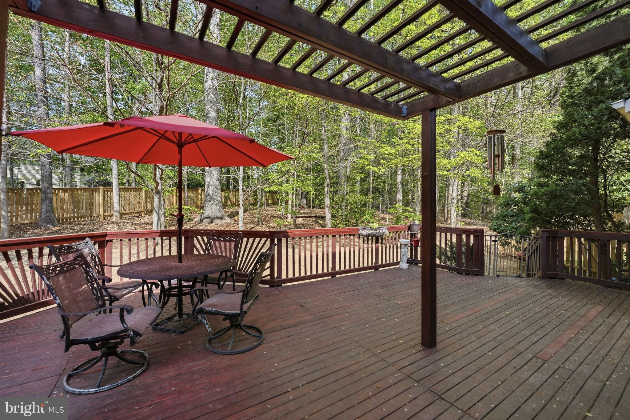 MEADOWBROOK WOODS - Residential