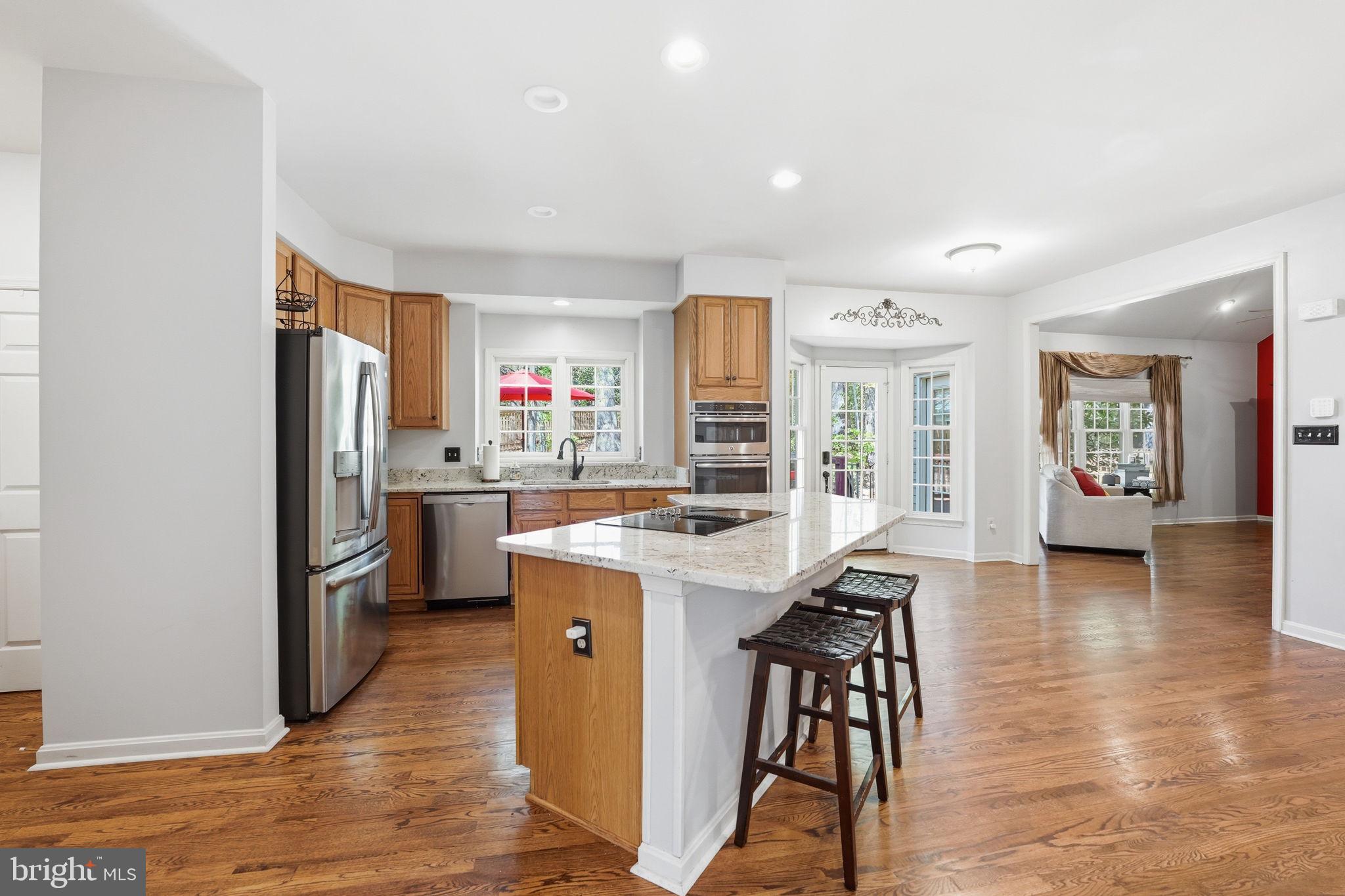 MEADOWBROOK WOODS - Residential