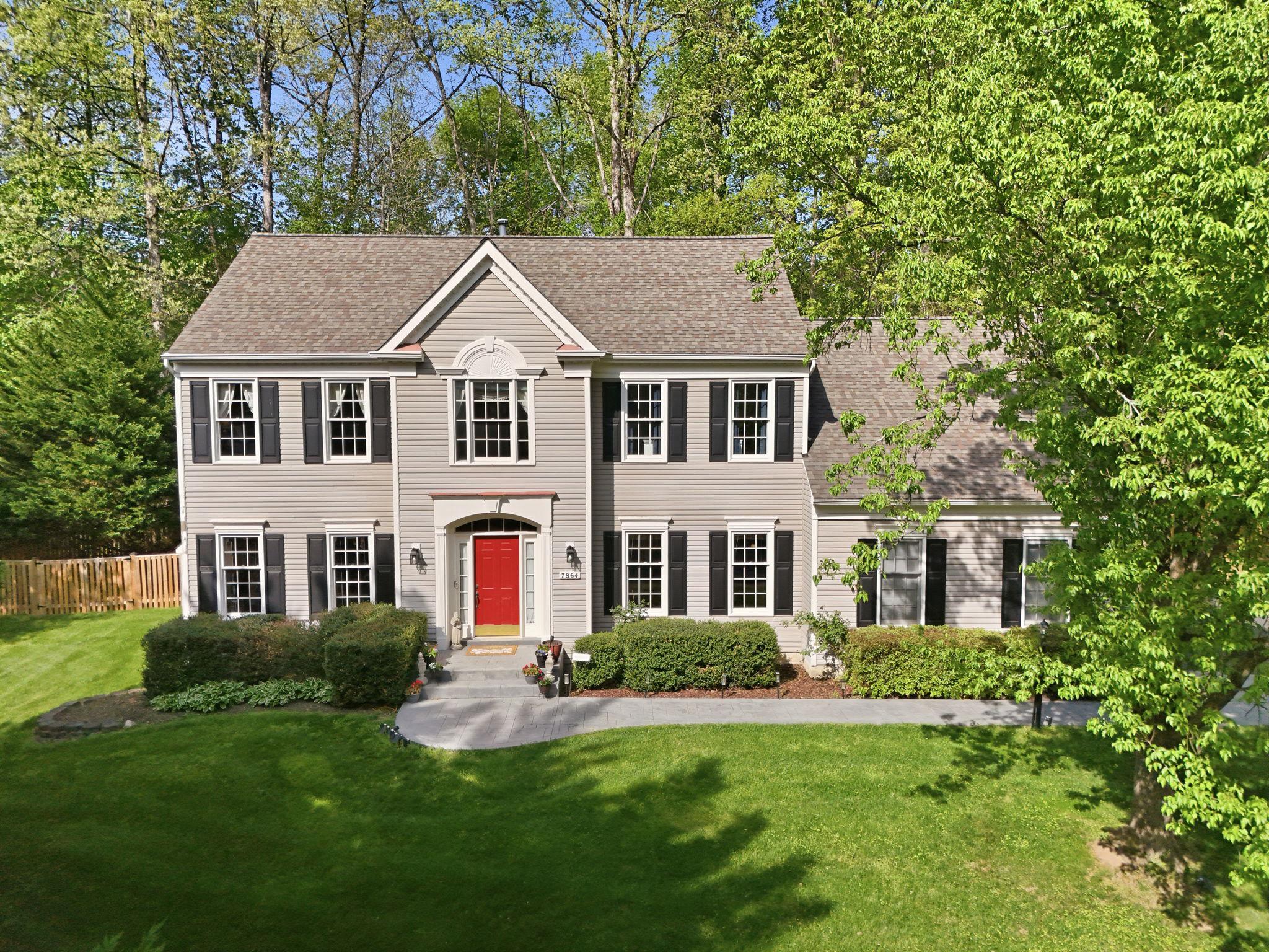 MEADOWBROOK WOODS - Residential