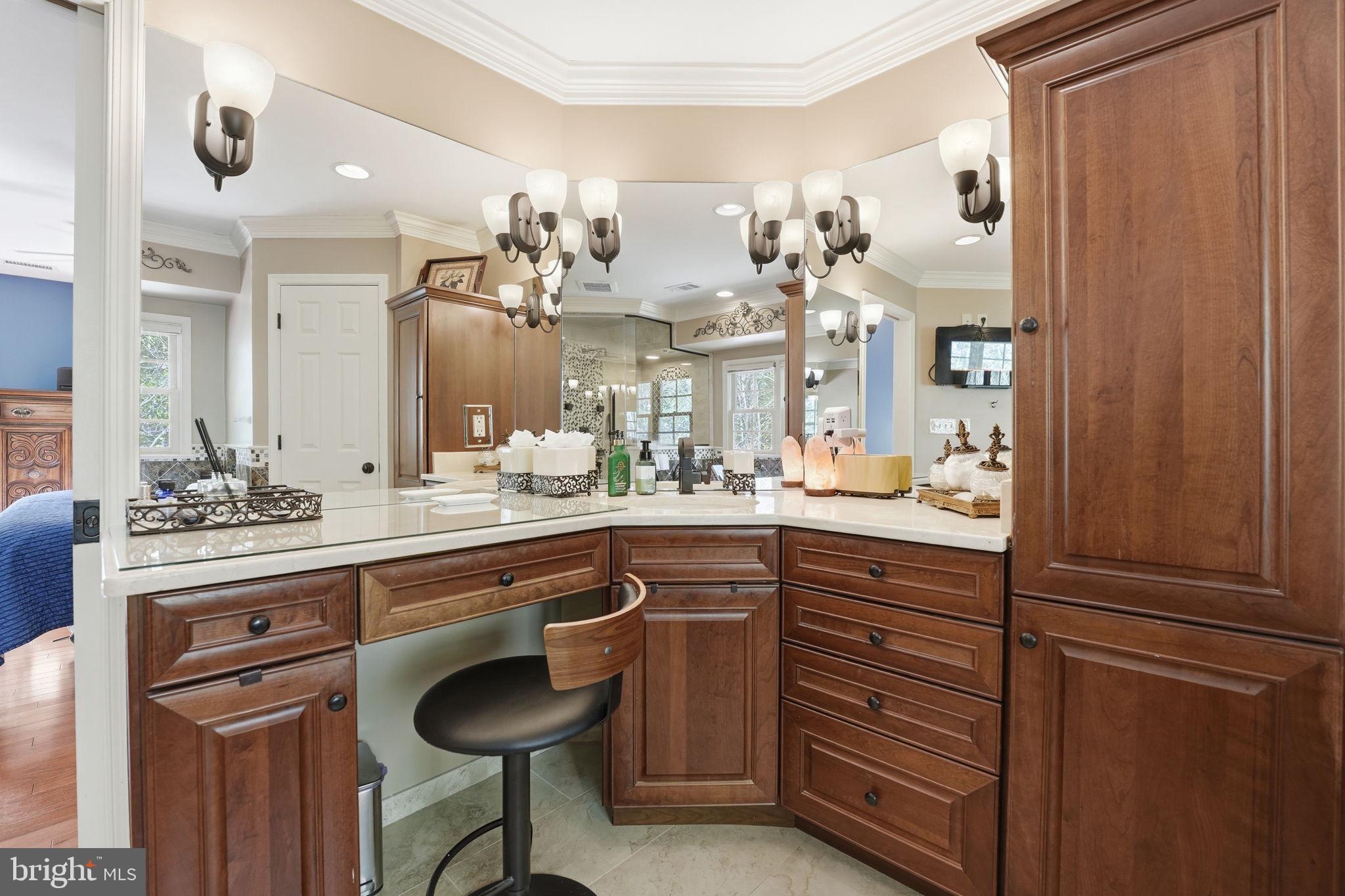 MEADOWBROOK WOODS - Residential