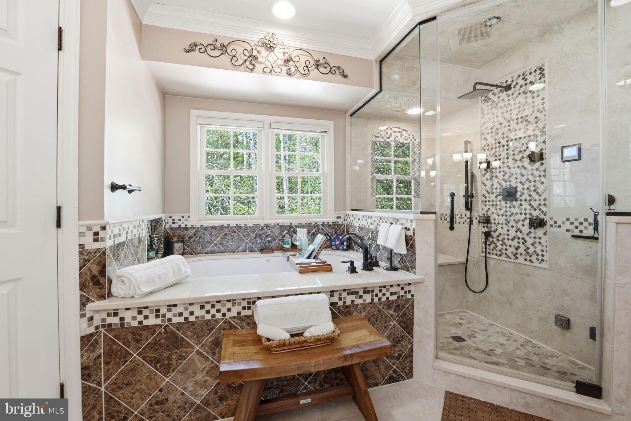 MEADOWBROOK WOODS - Residential