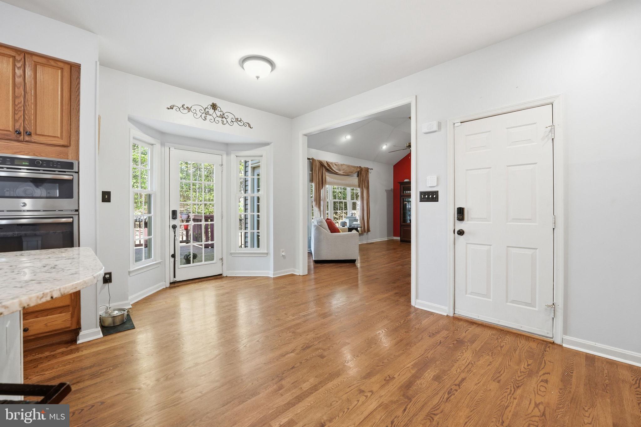 MEADOWBROOK WOODS - Residential