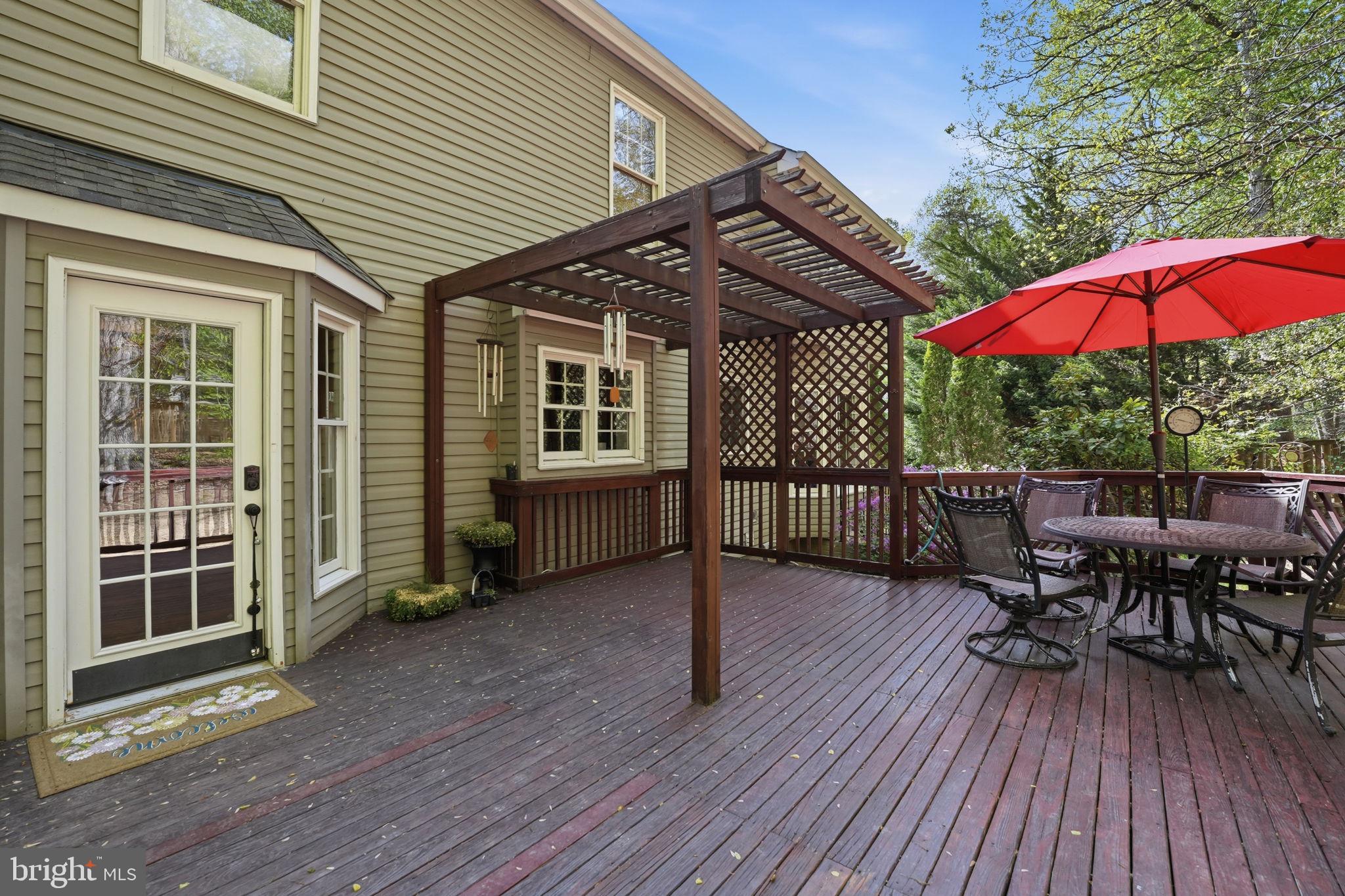 MEADOWBROOK WOODS - Residential