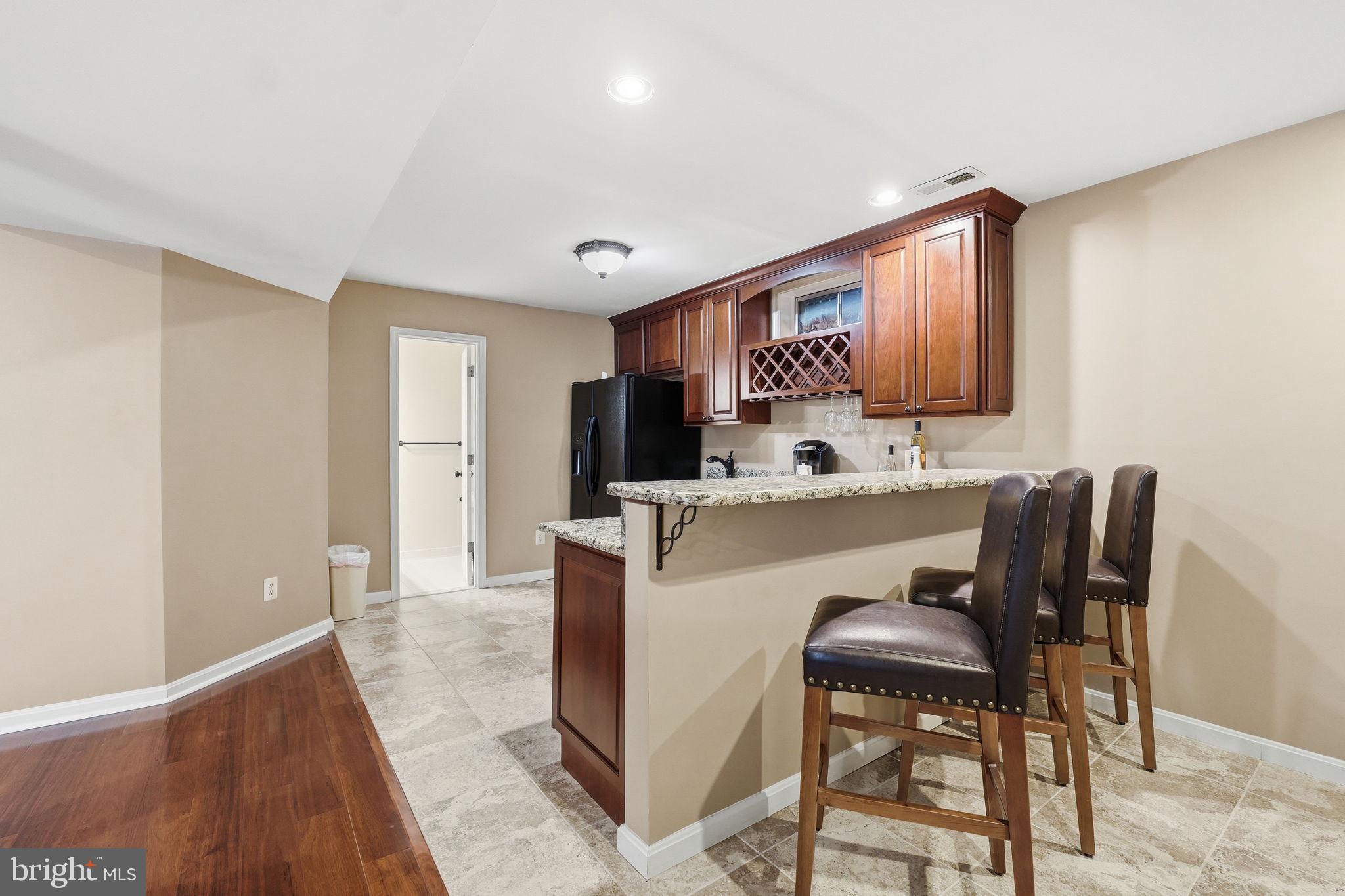 MEADOWBROOK WOODS - Residential