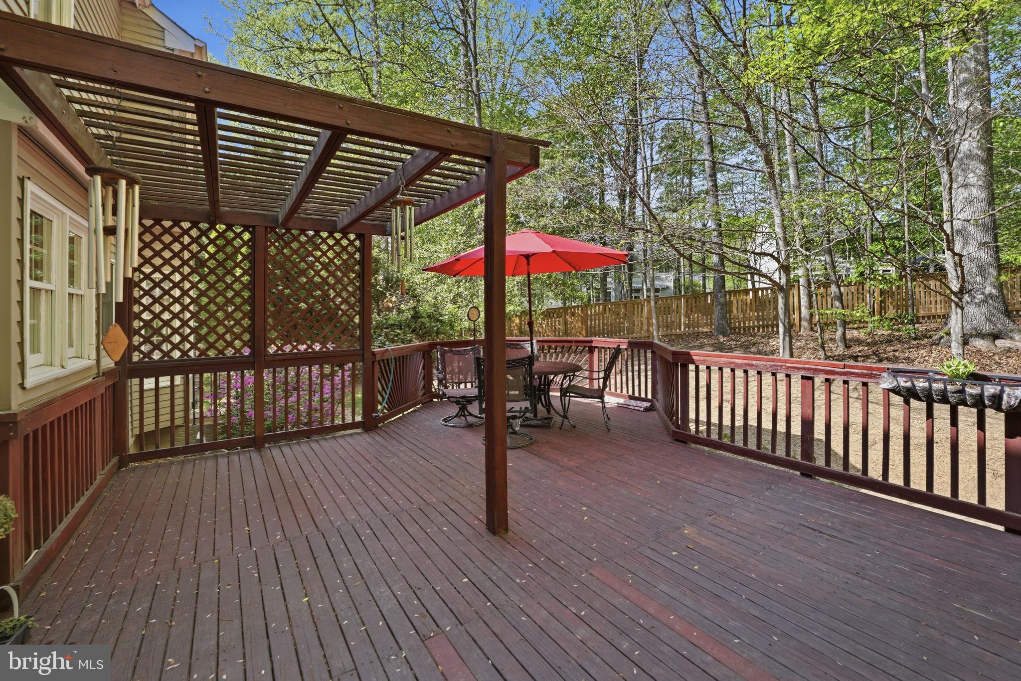 MEADOWBROOK WOODS - Residential