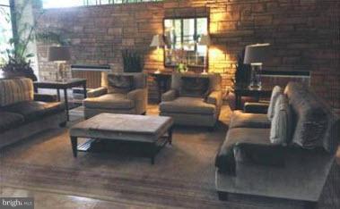 PROSPECT HOUSE - Residential Lease