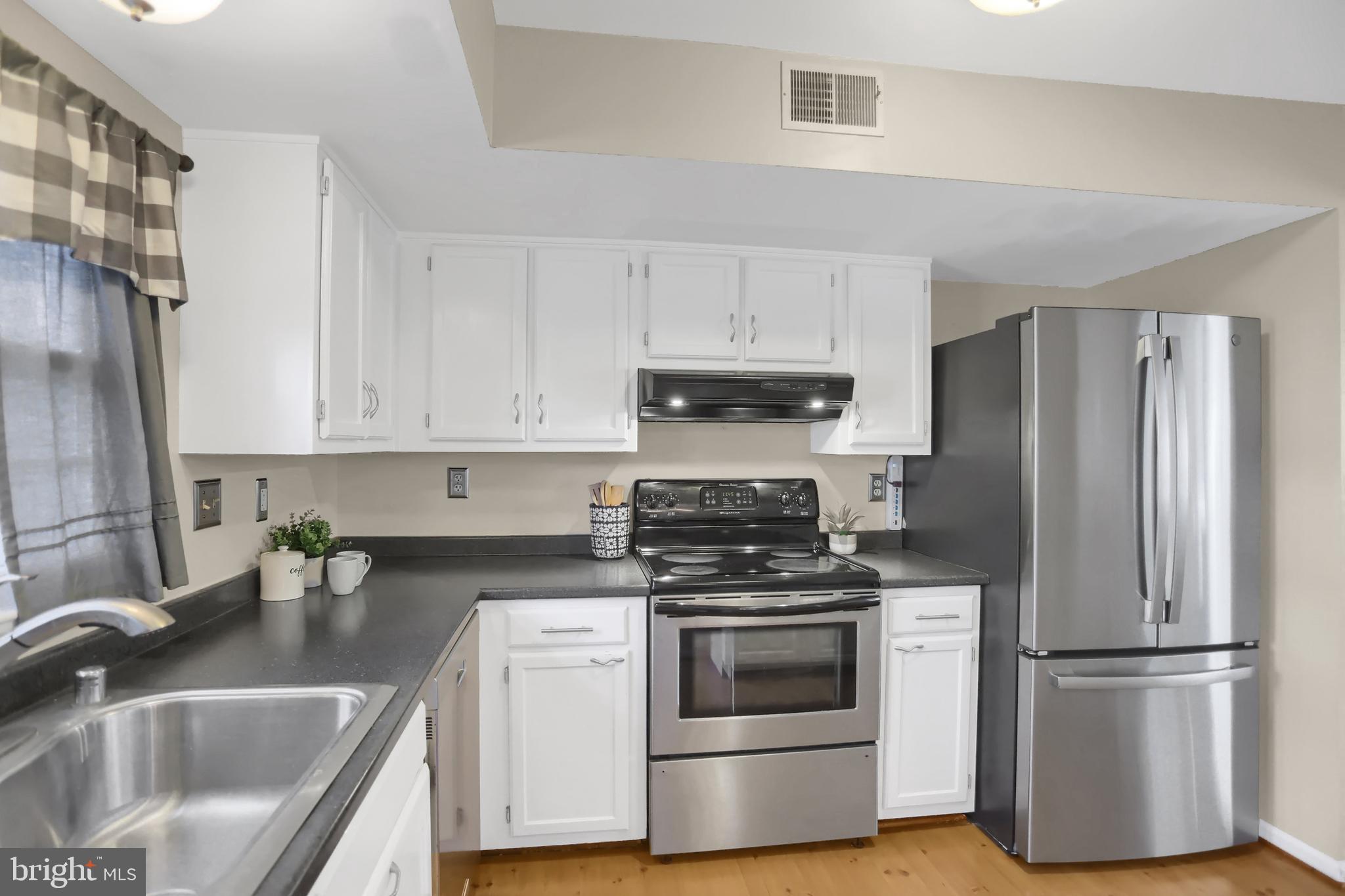 FOXCROFT - Residential