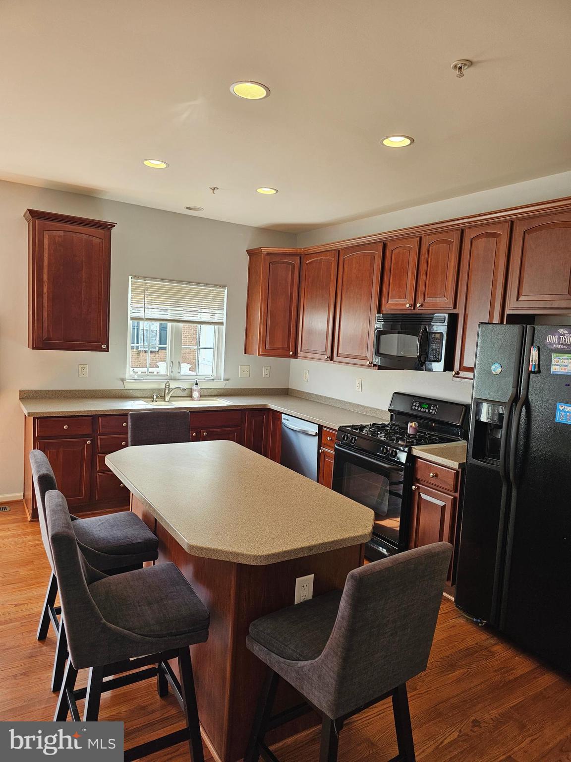 PERRY HALL - Residential